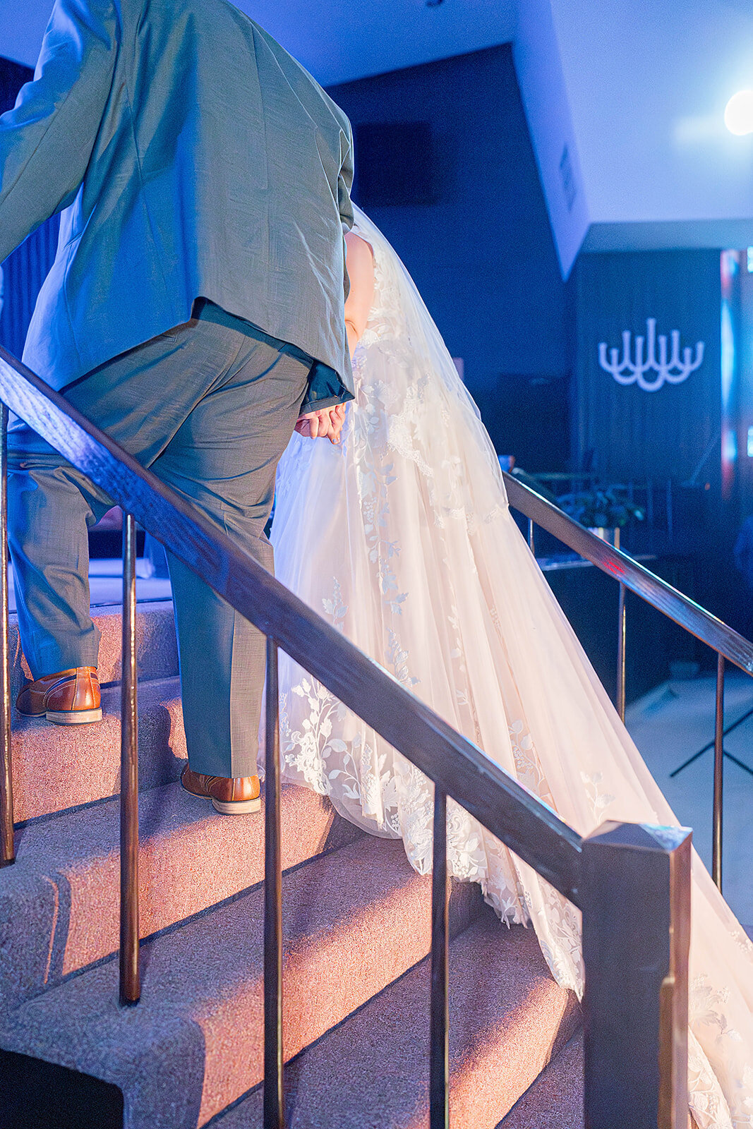 Eliana-Melmed-Photography-Chicago-LosAngeles-Jewish-WeddingPhotography-ElianaSklar-Chuppah-00094