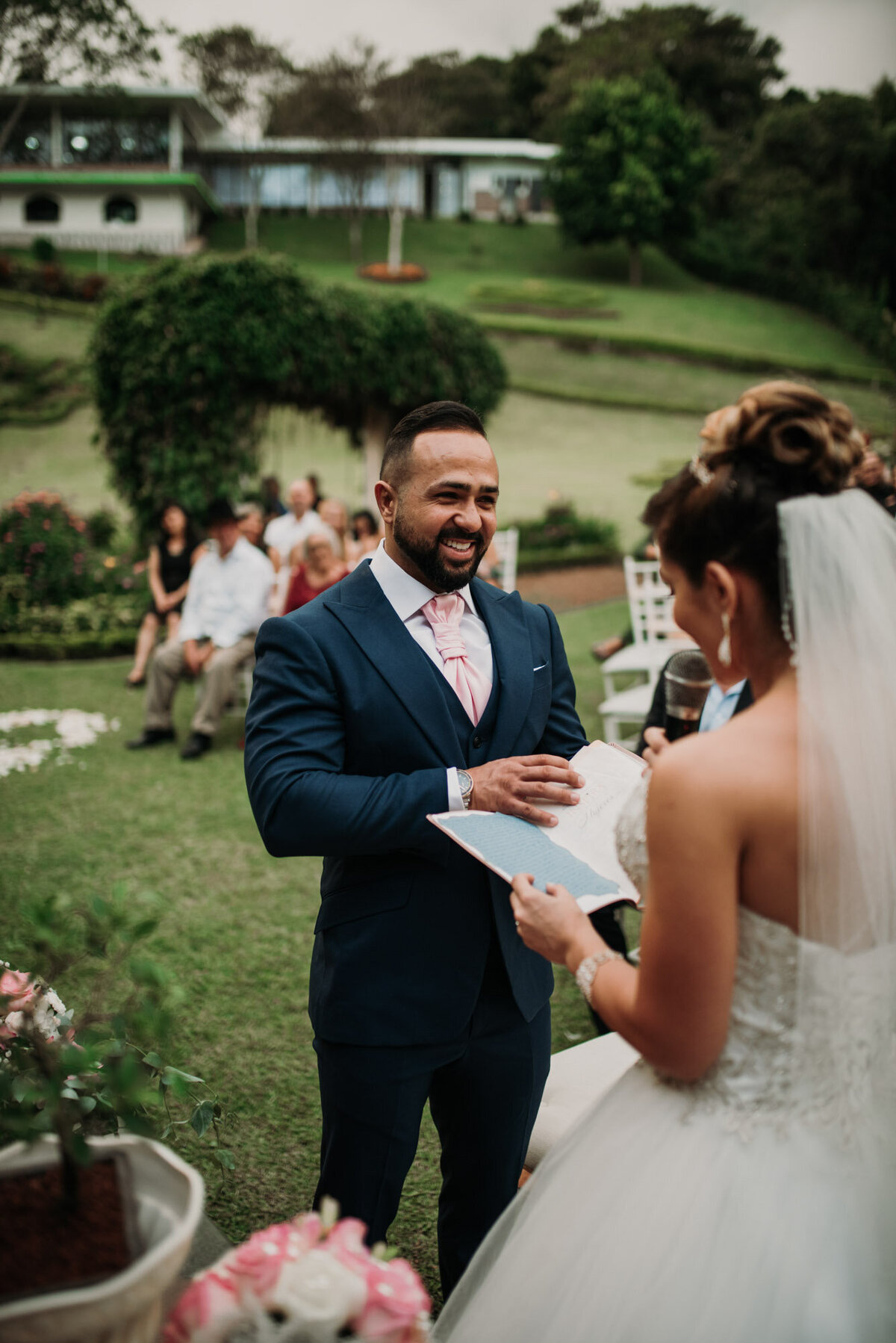 Yunaleth-y-Allan-Costa-Rica-Luxury-Wedding-Planner-24