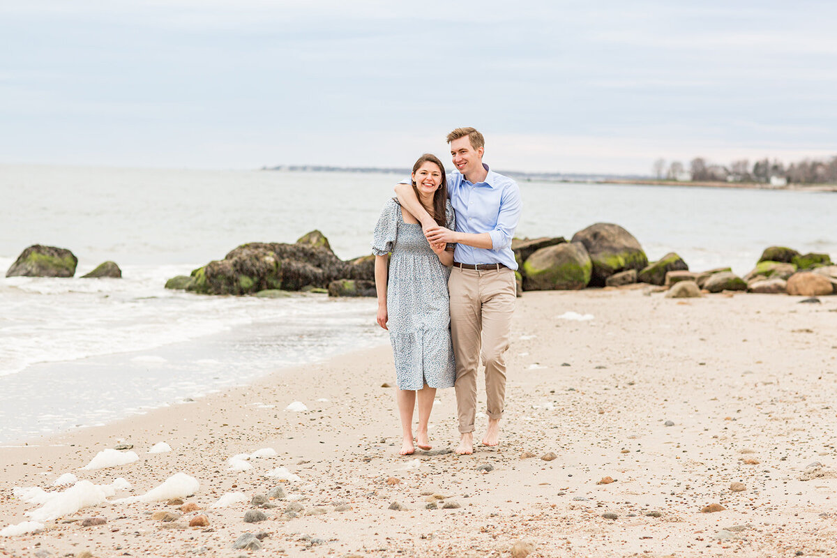 Harkness-Memorial-state-Park-CT-Stella-Blue-Photography-Engagement-session