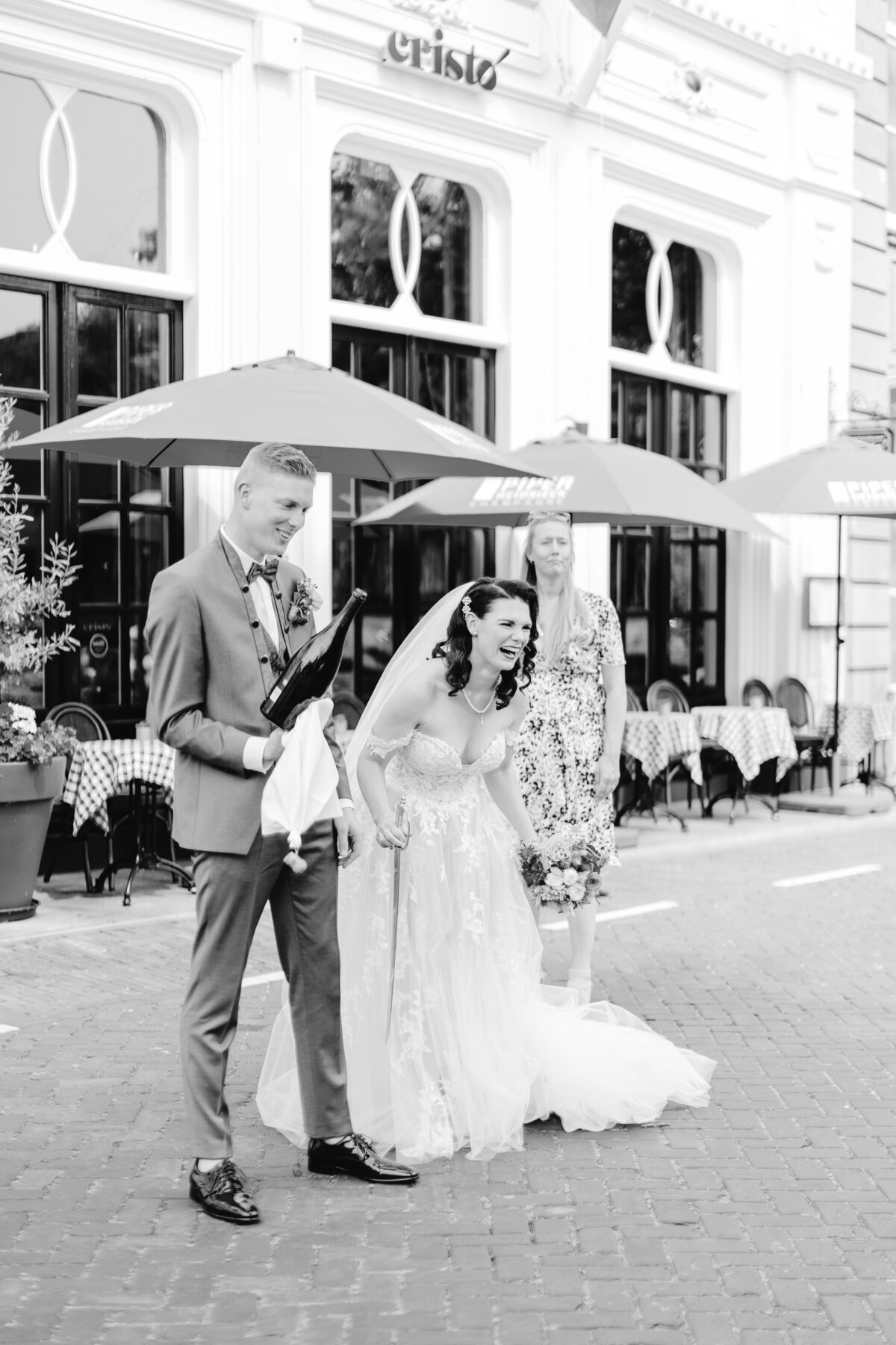 Nathalie & Steven - Laura de Roeck Photography-338-zw Hotel Mondragon