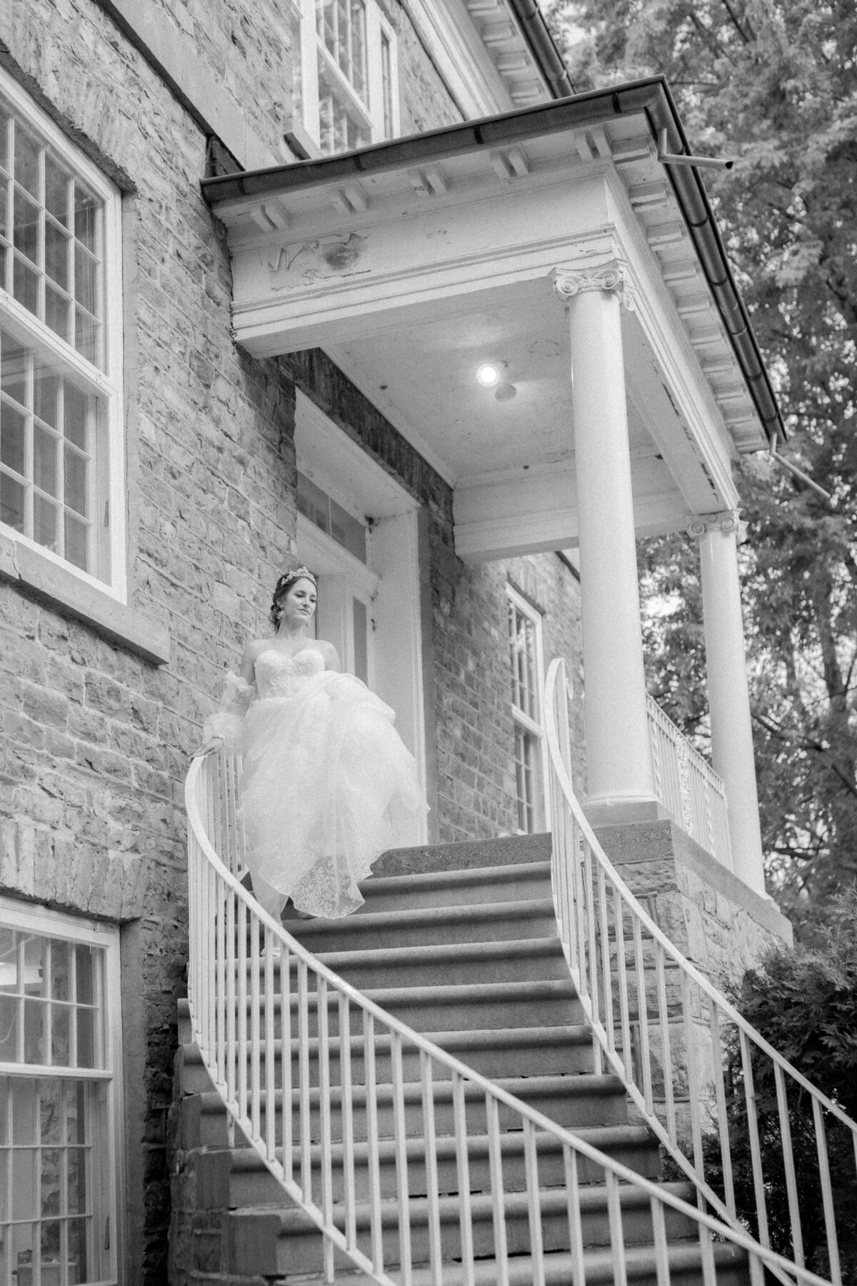 1091 Willowbank Cinematic Love Story Wedding  Period Piece Wedding Niagara Toronto Lisa Vigliotta Photography