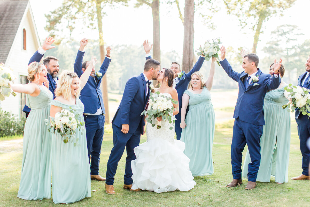 Renee Lorio Photography South Louisiana Wedding Engagement Light Airy Portrait Photographer Photos Southern Clean Colorful22 (2)