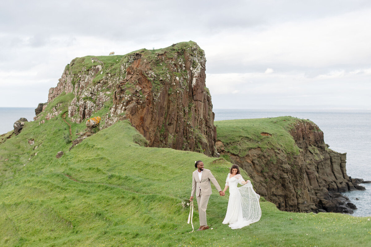 Brothers Point Scotland Elopement Wedding | Kelsie Elizabeth Photography 037