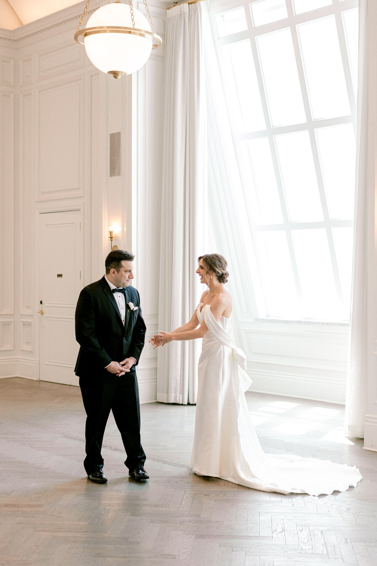 Virginia & Michael's Wedding at the Adolphus Hotel | Dallas Wedding Photographer | Sami Kathryn Photography-46
