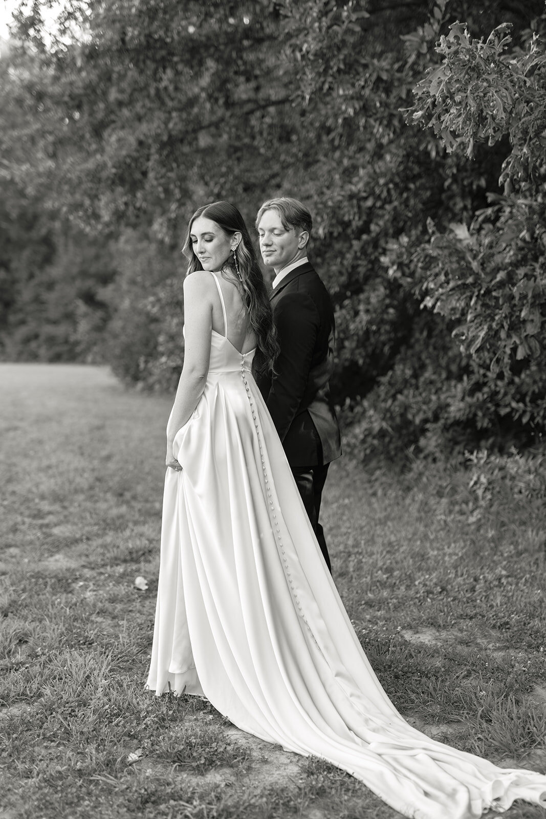 Rebecca and Dan _ The Ridge Wedding Venue _ Kansas City Wedding Photography _ Nick and Lexie Photo + Film-1196