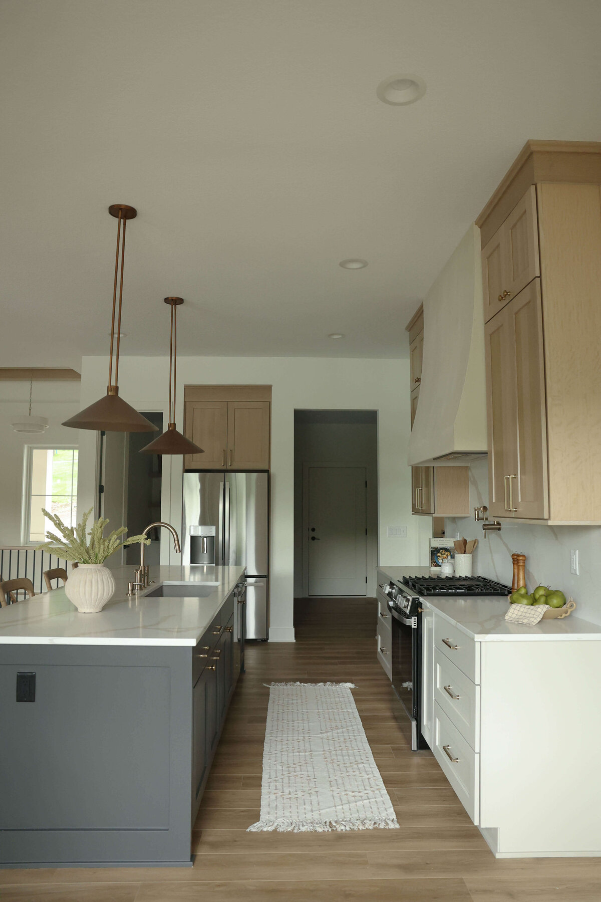 4108-Kitchen-Panora-Central-Iowa-Custom-Home-JRL-Builders-E23A8876