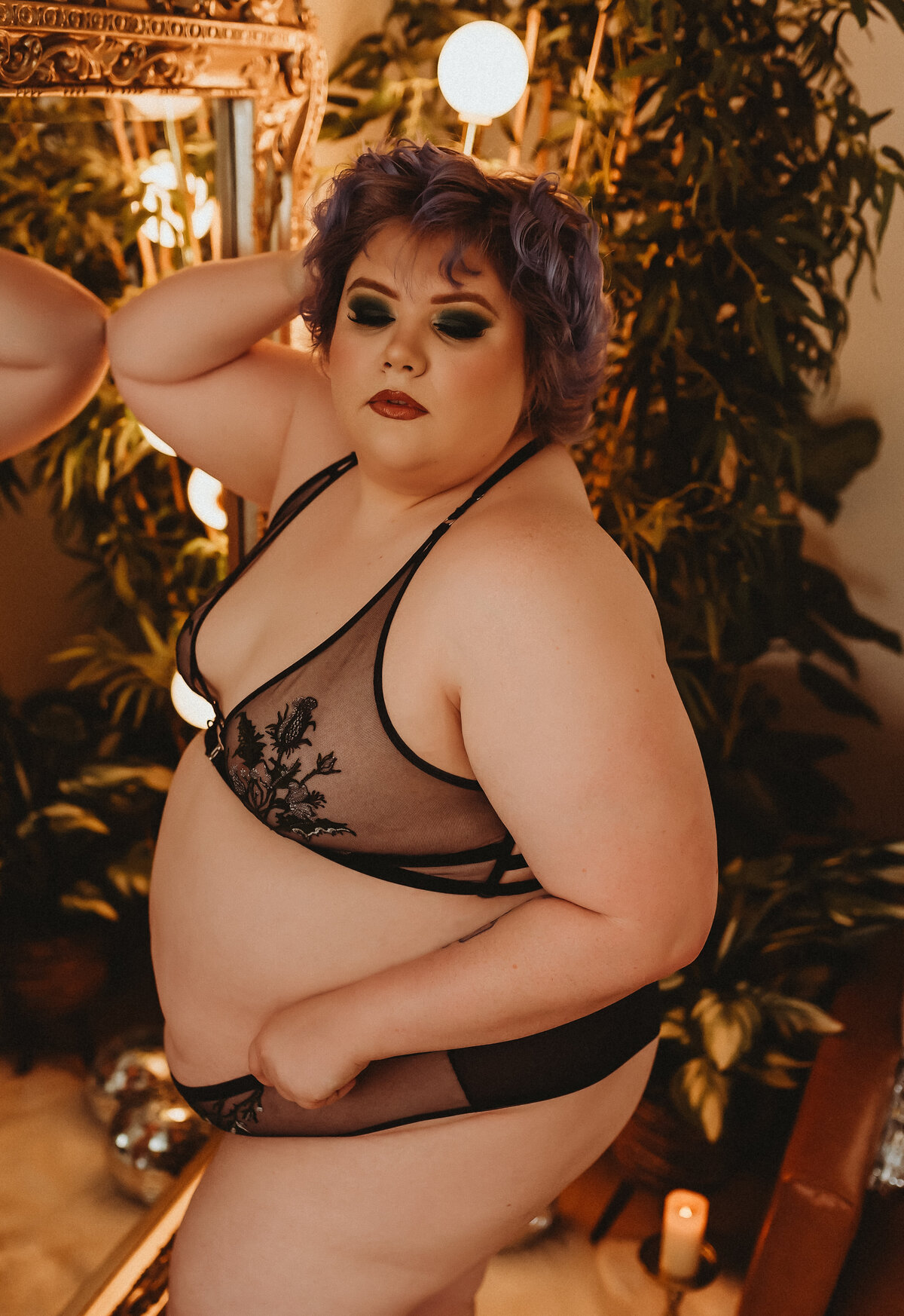 boudoir photography near me, boudoir photos sacramento, boudoir photography sacramento, fitness boudoir, intimate boudoir, boudoir near me,  plus size boudoir,  alt girl boudoir