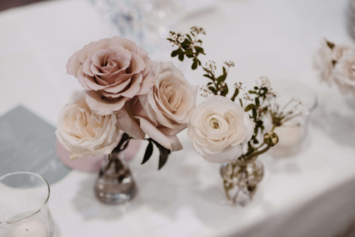 Pesh-Flowers-London-Wedding-Florist-The-Brewery-London39