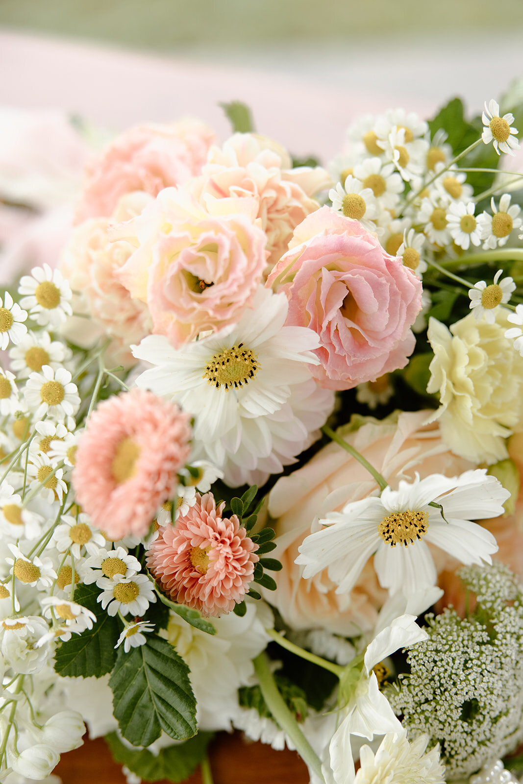 Bee's Blossoms Floral Studio Gold Coast Australia Florist Wedding Event Floral Design Flower Workshops Retail Deliveries Belle Clark Whimsical Romantic Lush Flowers Wedding Bouquets Centerpieces colour-27