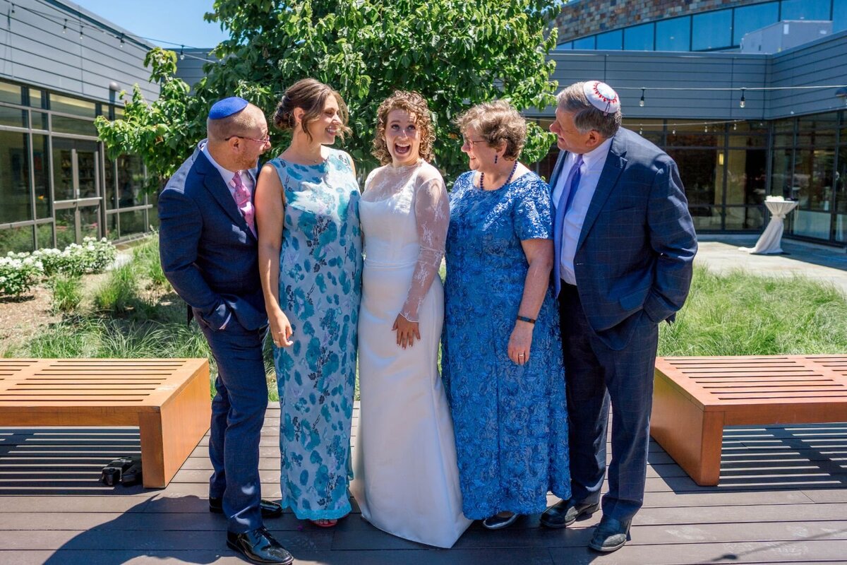 Eliana-Melmed-Photography-Chicago-LosAngeles-Jewish-WeddingPhotography-ShulaNoah-FamilyFormals-00025