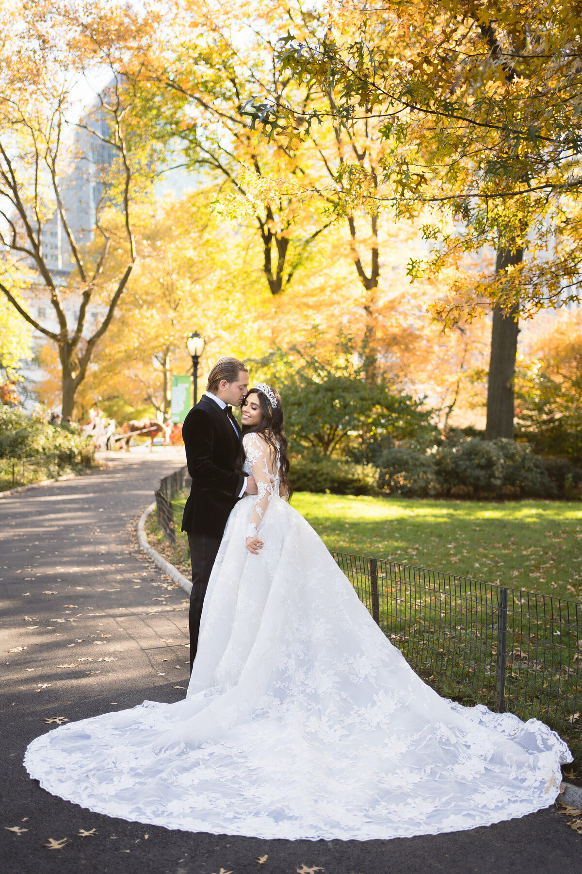 bride and groom at central park