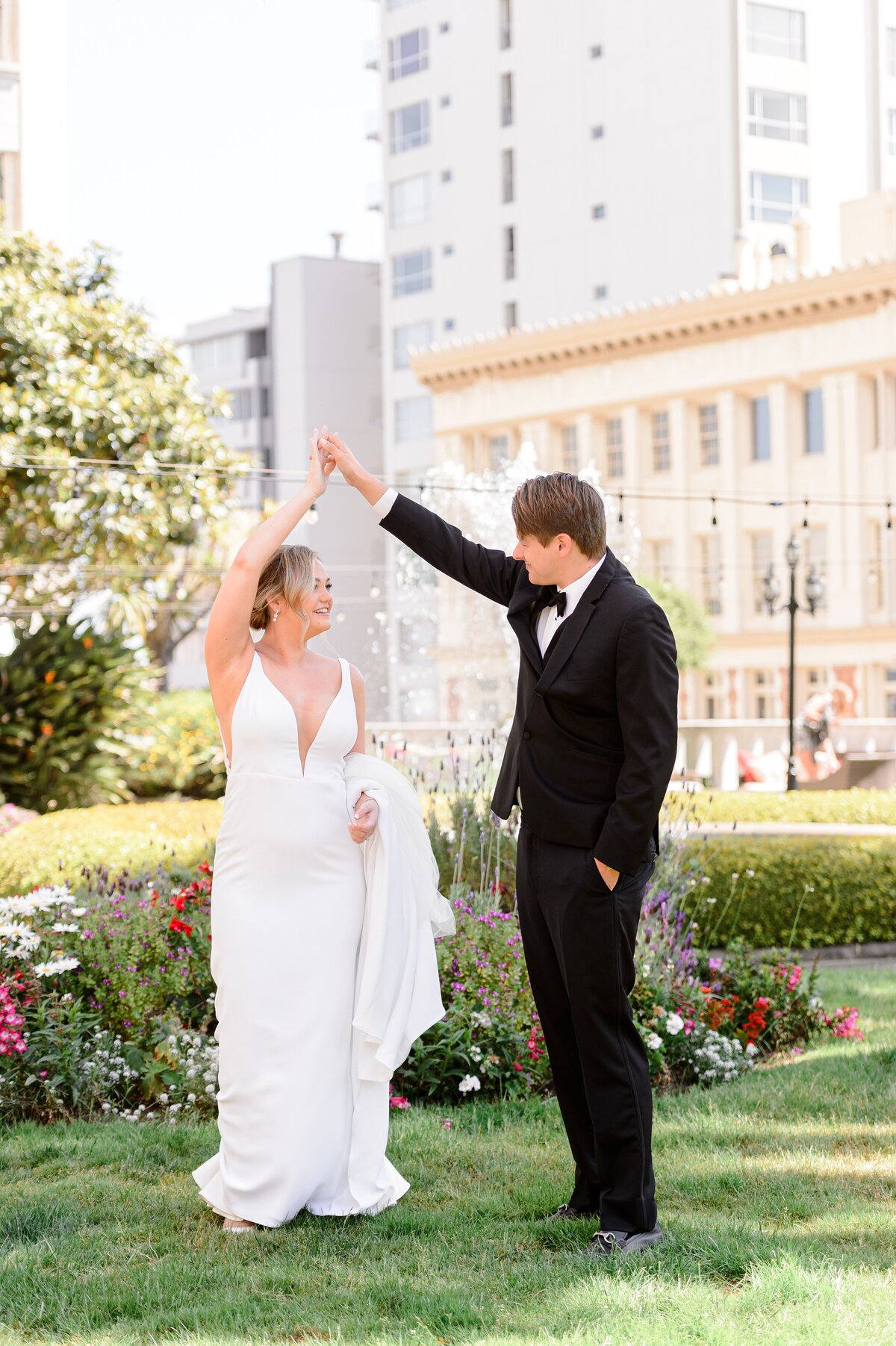 San Francisco Hall City Hall + Destination Wedding Photographer 026