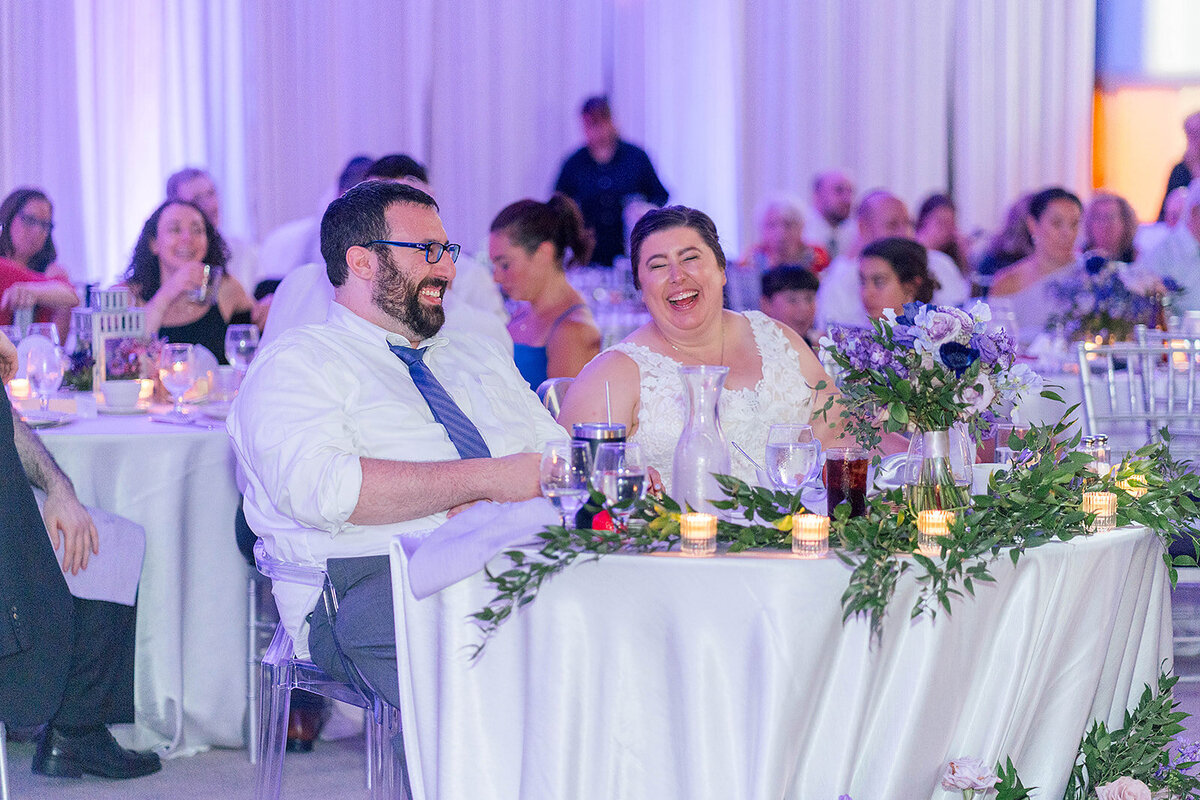 Eliana-Melmed-Photography-Chicago-LosAngeles-Jewish-WeddingPhotography-ElianaSklar-DanceFloor-00067