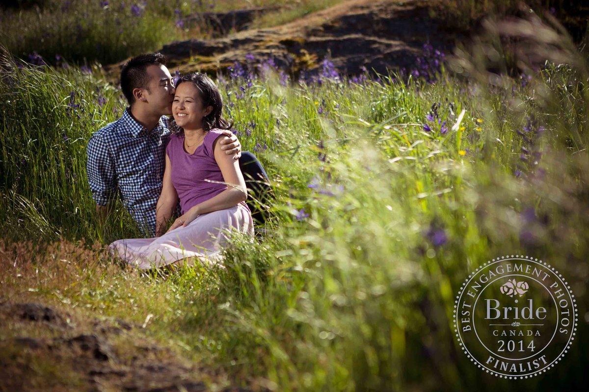 Beautiful spring engagement session