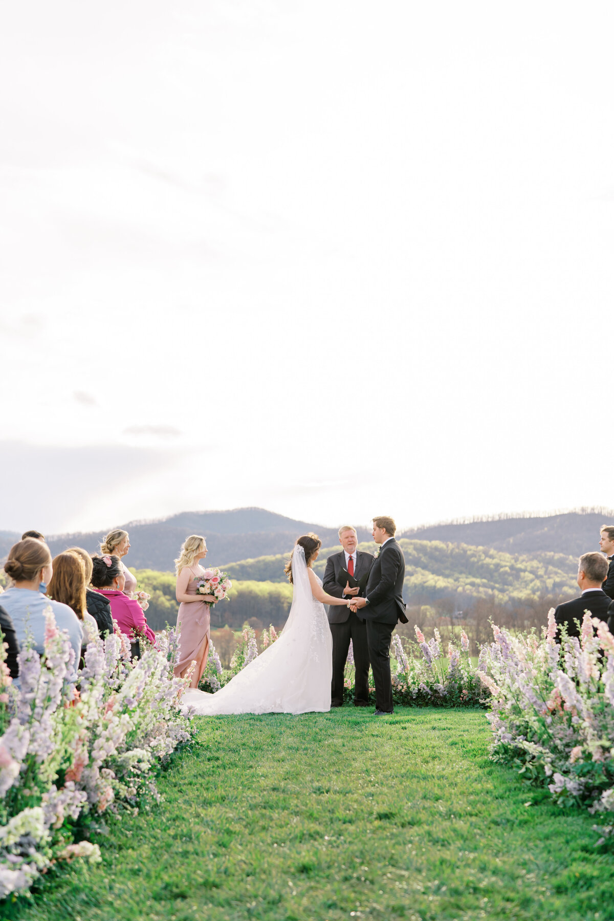 Pippin hill farms wedding-hannah-forsberg-charlottesville-film-wedding-photogrpaher-16
