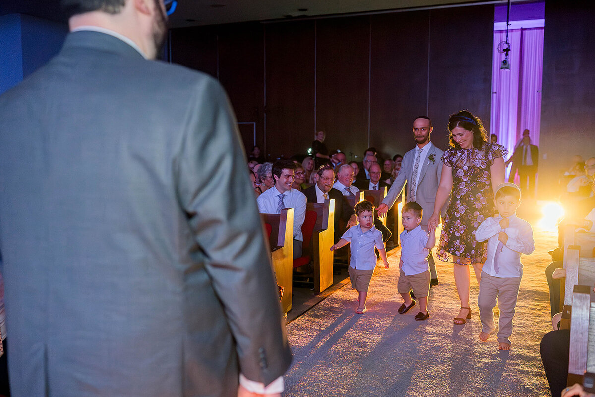 Eliana-Melmed-Photography-Chicago-LosAngeles-Jewish-WeddingPhotography-ElianaSklar-Chuppah-00060