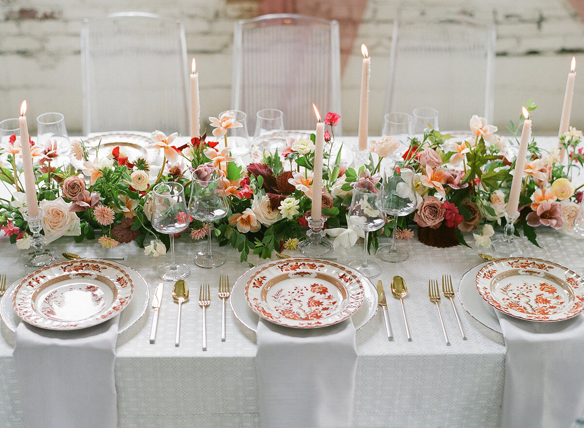 colorful long floral centerpice, floral table runner, studio fleurette, wi wedding florist