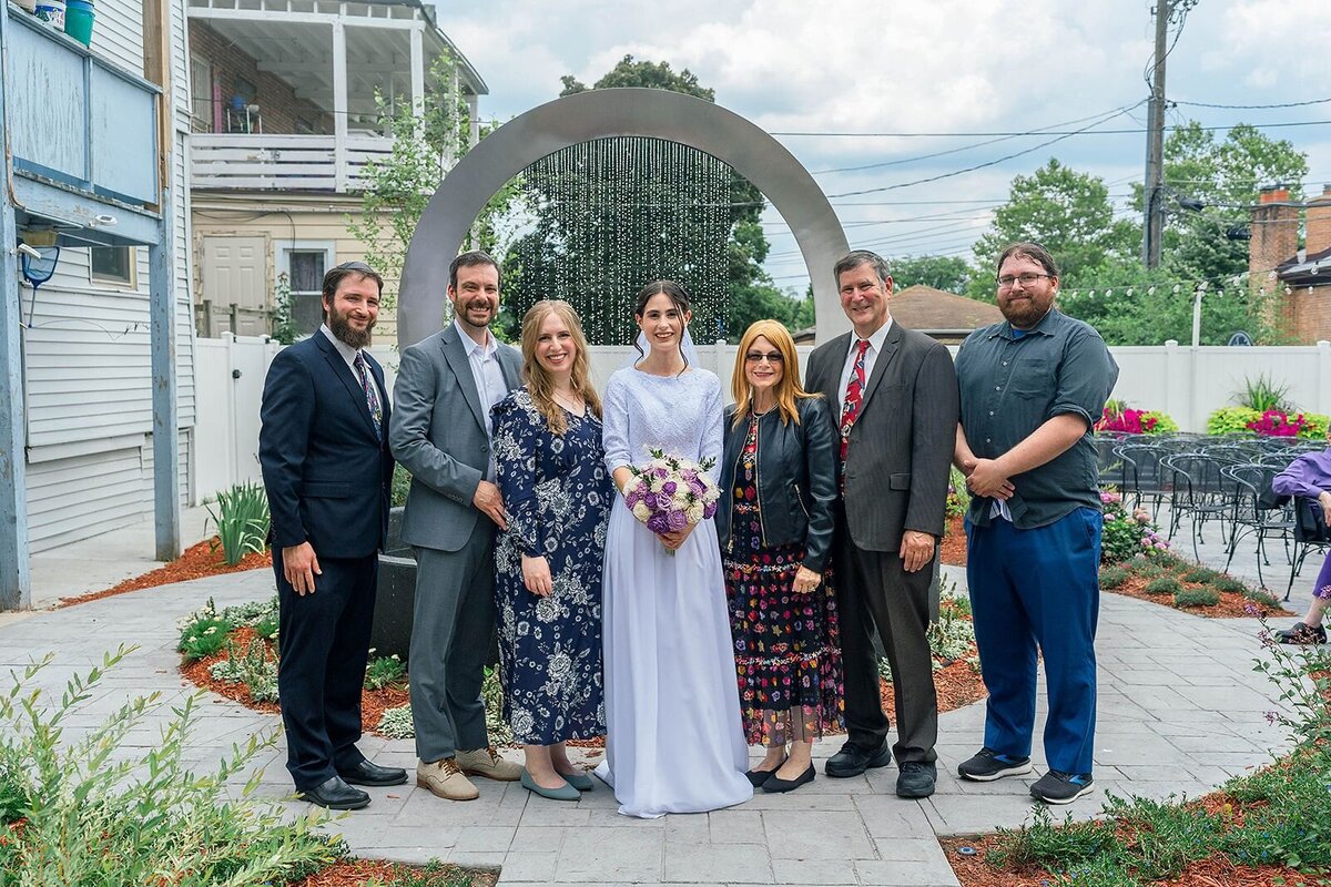 Eliana-Melmed-Photography-Chicago-LosAngeles-Jewish-WeddingPhotographer-CarmiKalman-FamilyFormal-00023