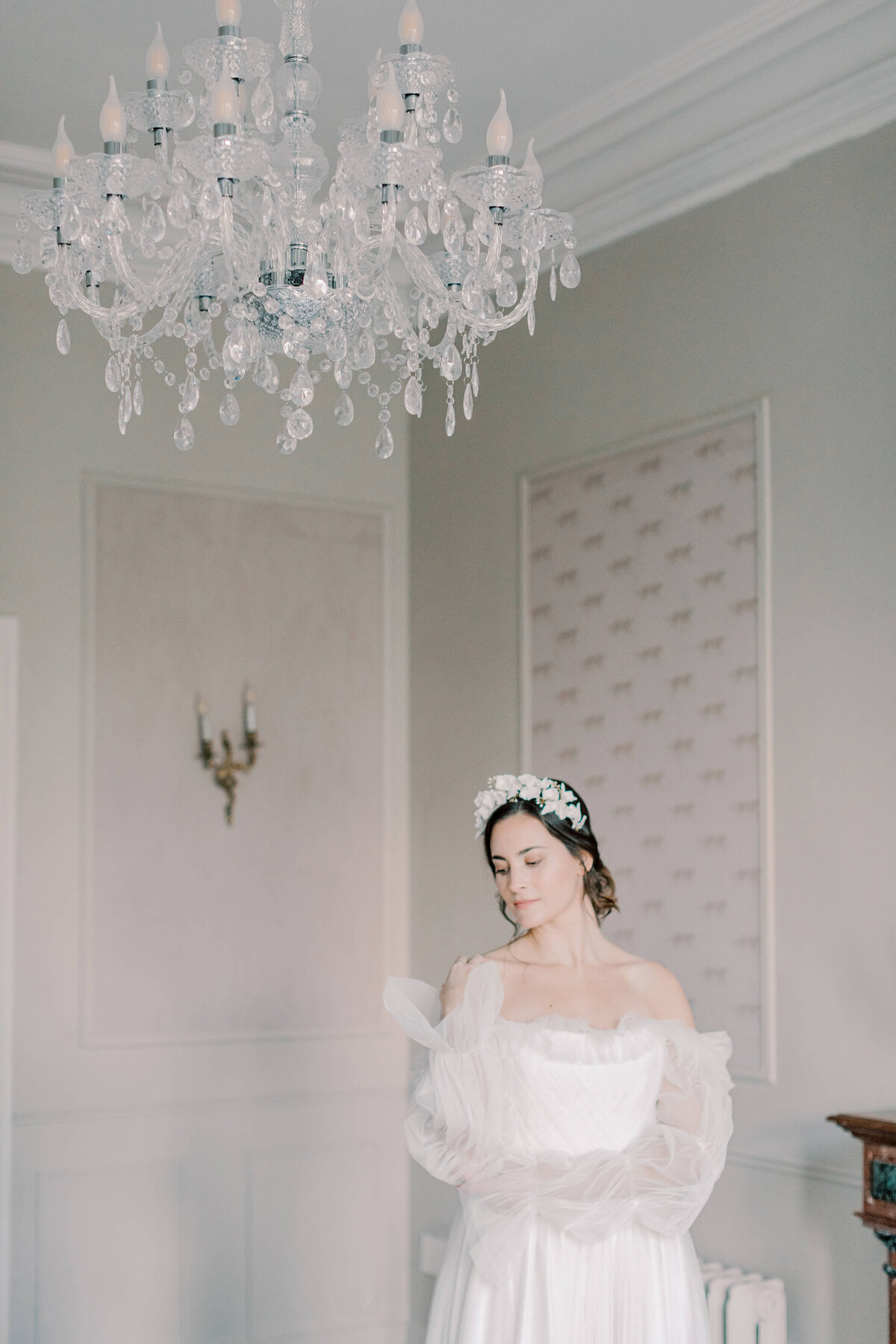 Winter Wedding at Chateau Saint-Joseph - Jeanette Merstrand Photography - Victoria Engelen Flowers_0029