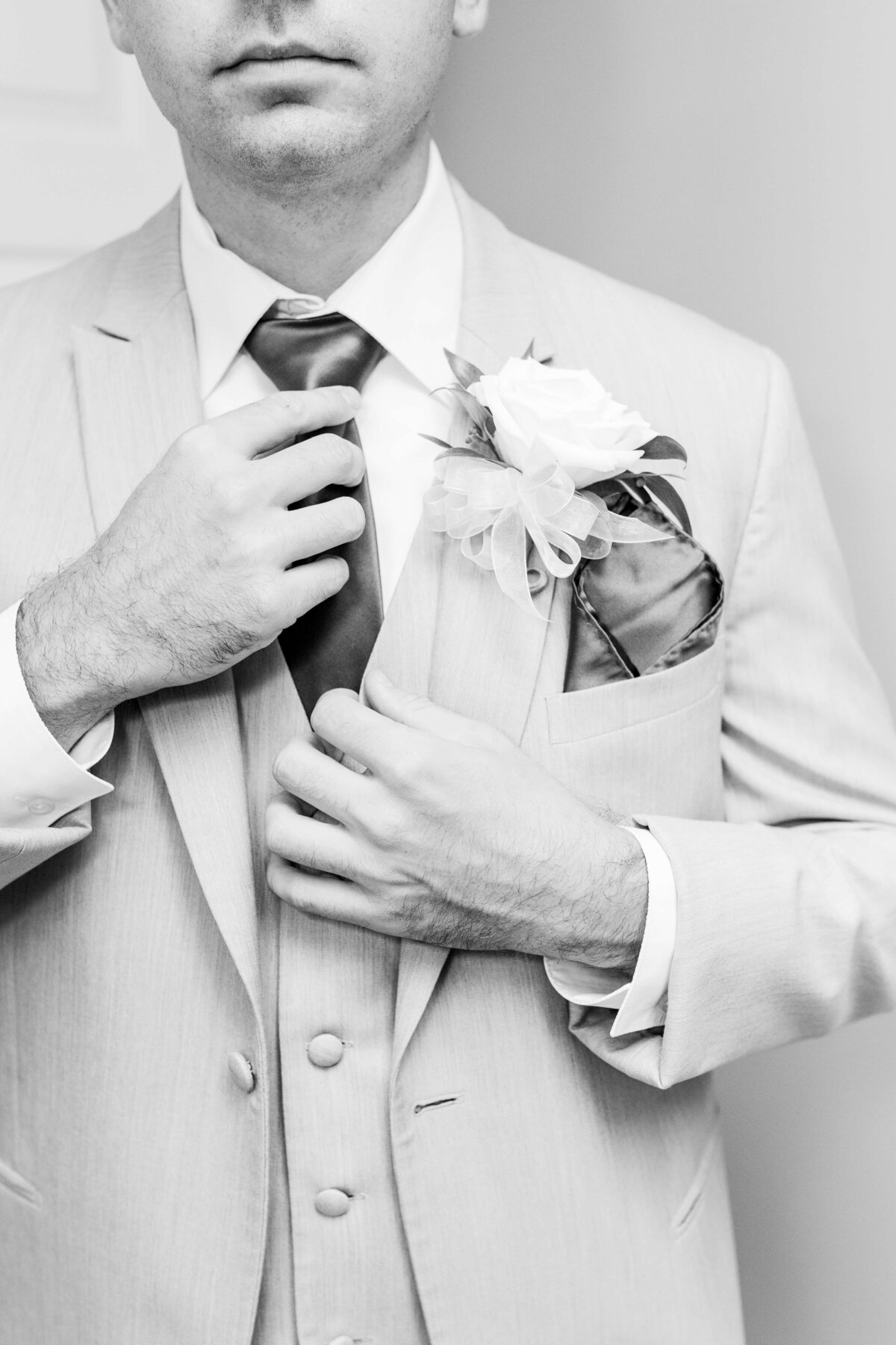 Groom-Getting-Ready-Picture-Black-and-white