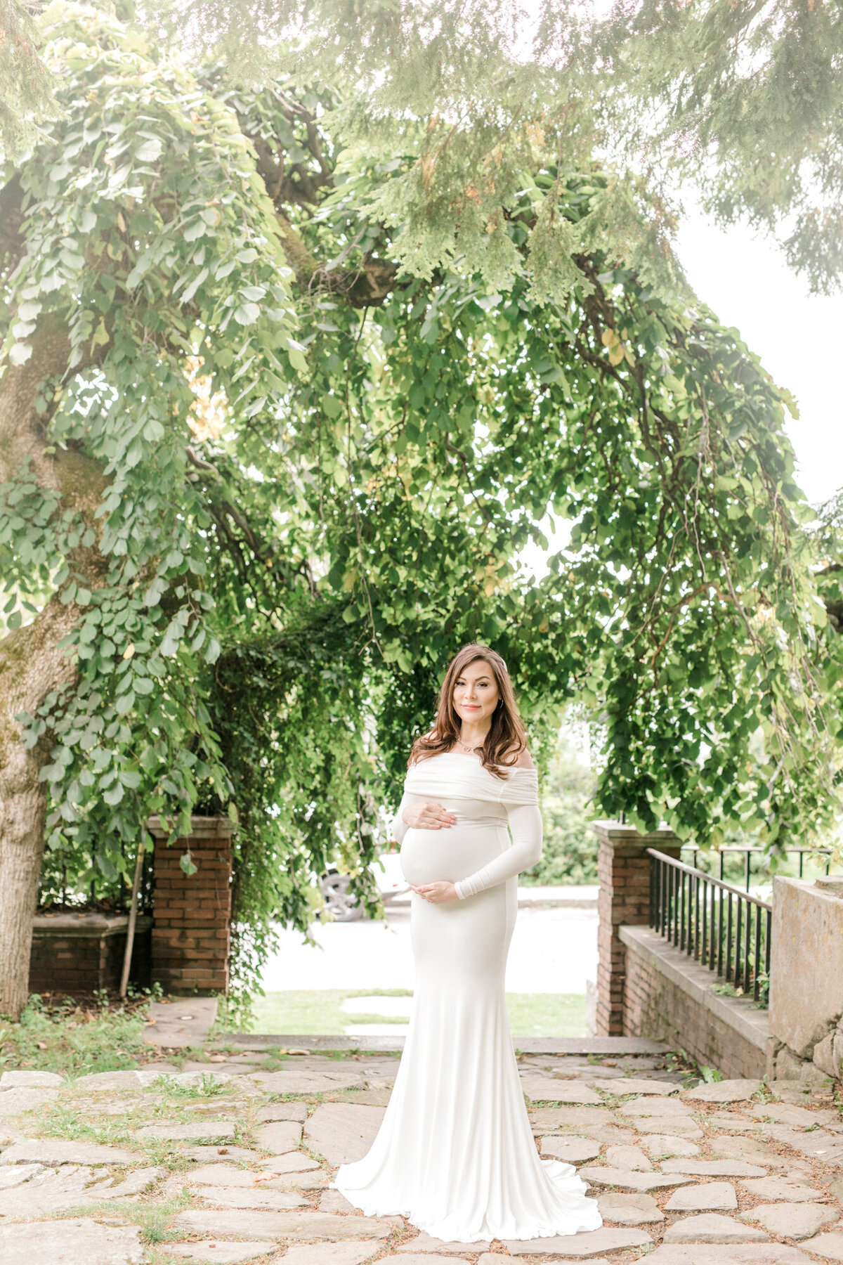 Andrea Simmons Photography pregnant and maternity photos mom and baby expecting maine light and airy soft beautiful portraits MaternityWebsite-9