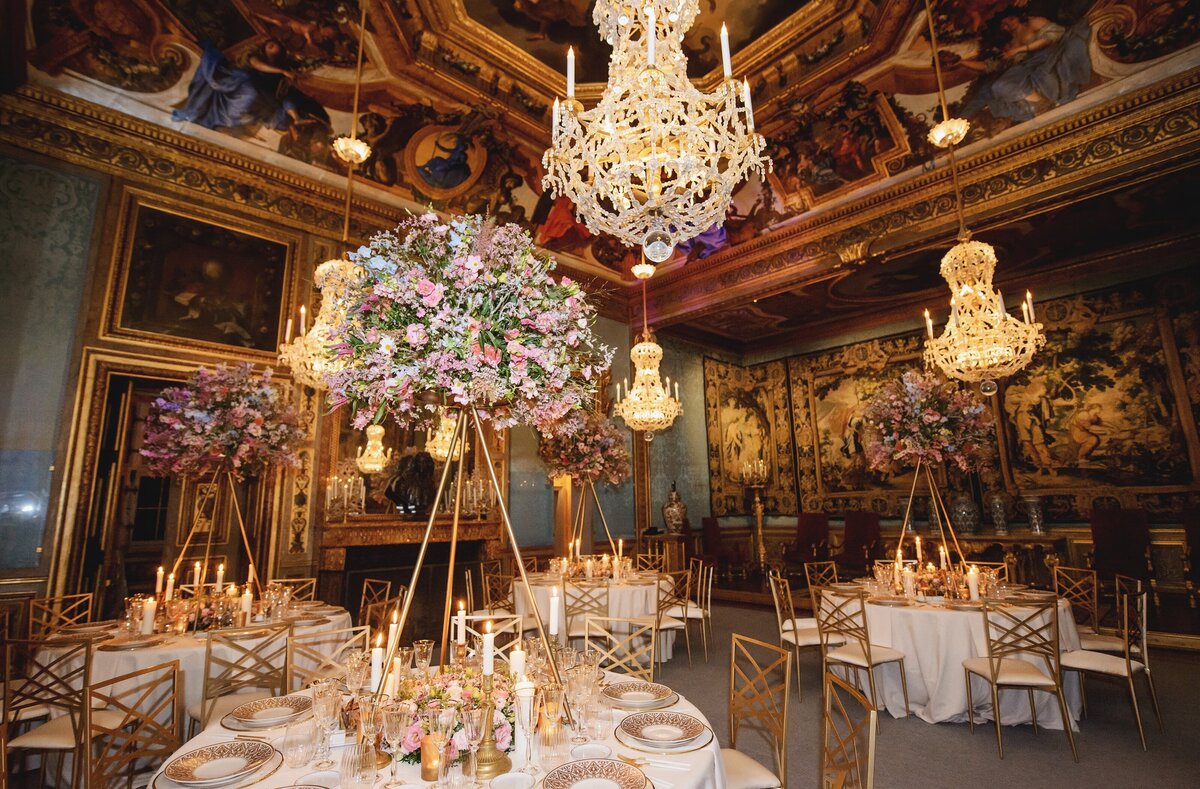 Destination Wedding Reception at Chateau Vaux Le Vicomte by Alejandra Poupel Events-4
