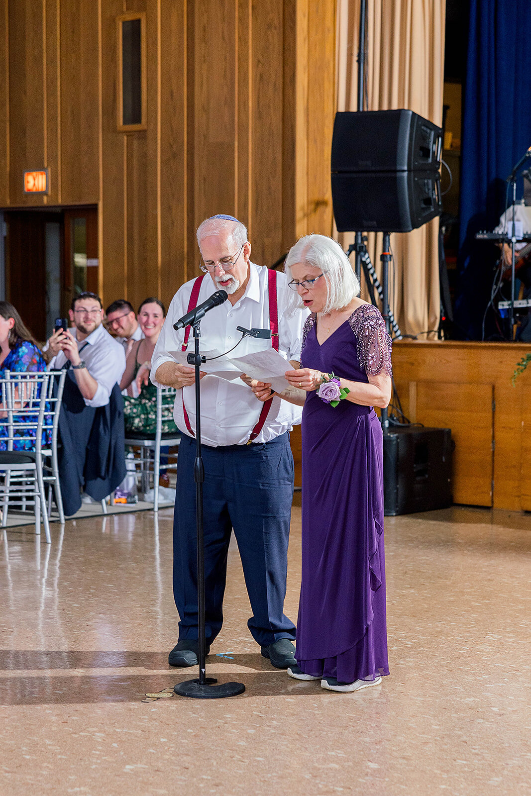 Eliana-Melmed-Photography-Chicago-LosAngeles-Jewish-WeddingPhotography-ElianaSklar-DanceFloor-00064
