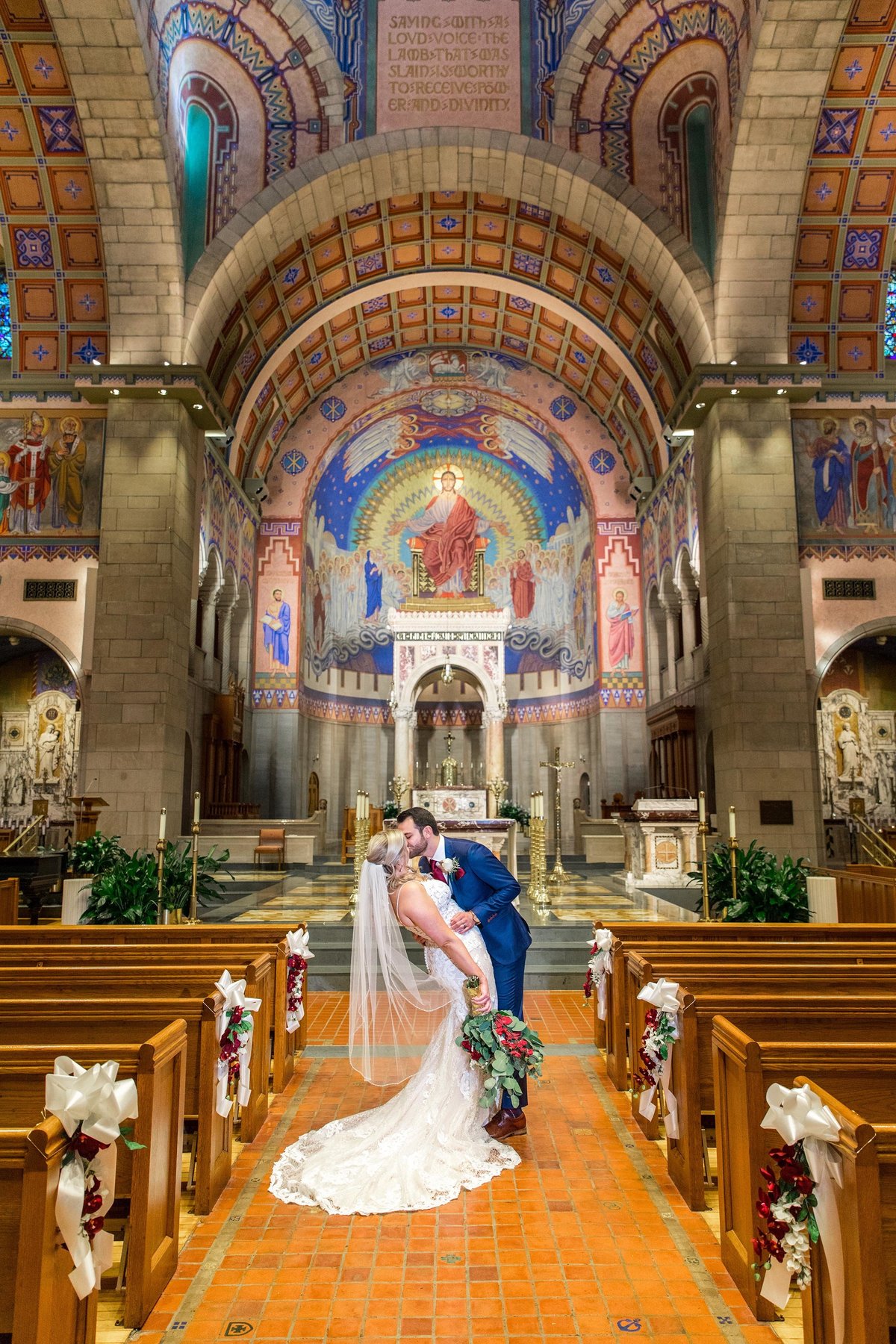 Hannah-Barlow-Photography-Bride-and-Groom-Kissing-Wheeling-Church