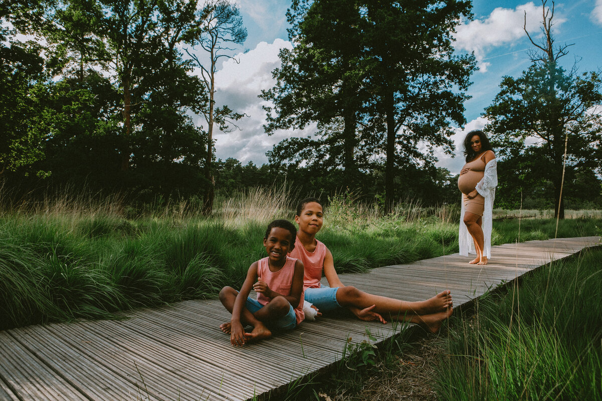 Outdoors-Maternity-shoot-Bracknell-1