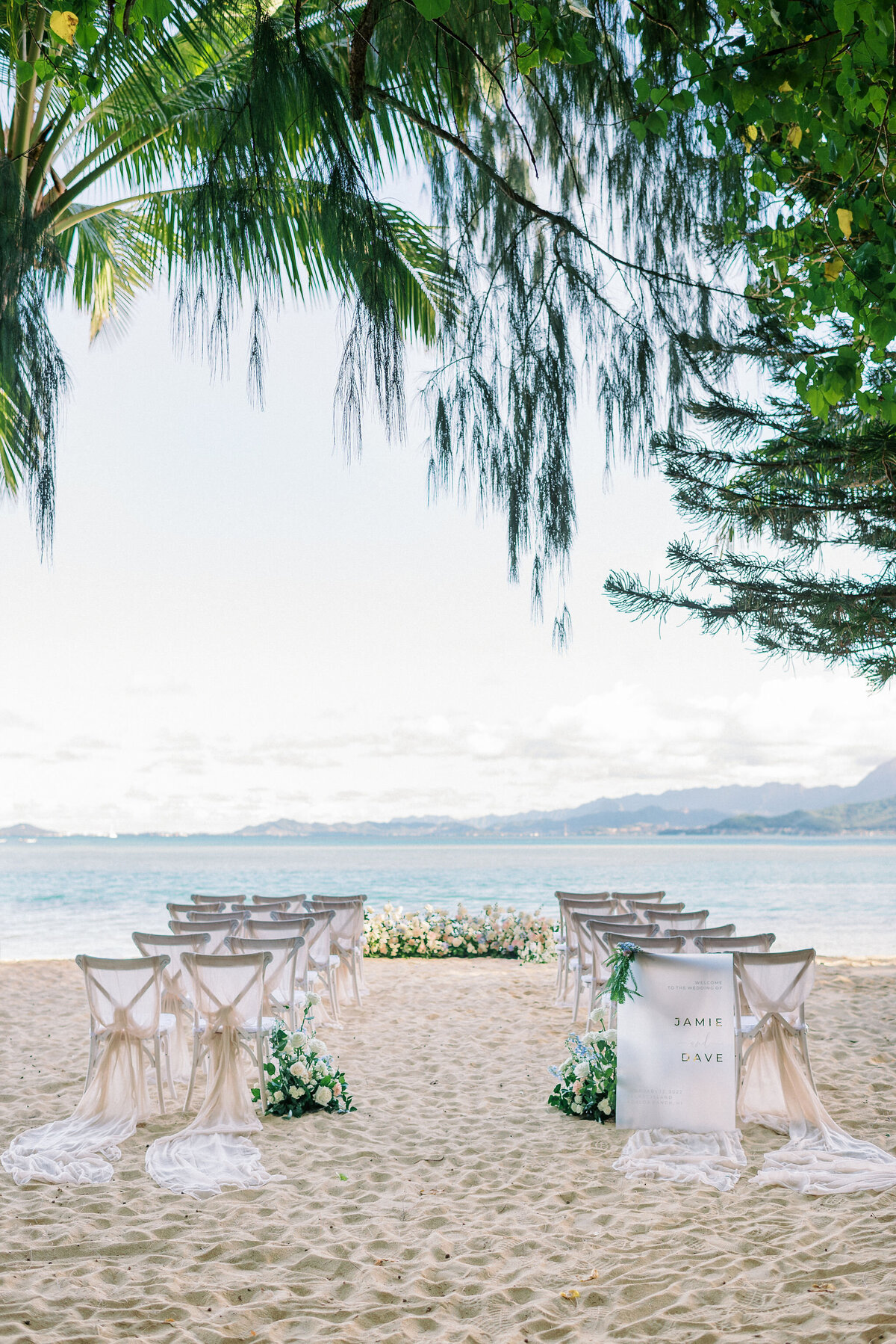 Secret Island- Hawaii - beach-ceremony-oahu
