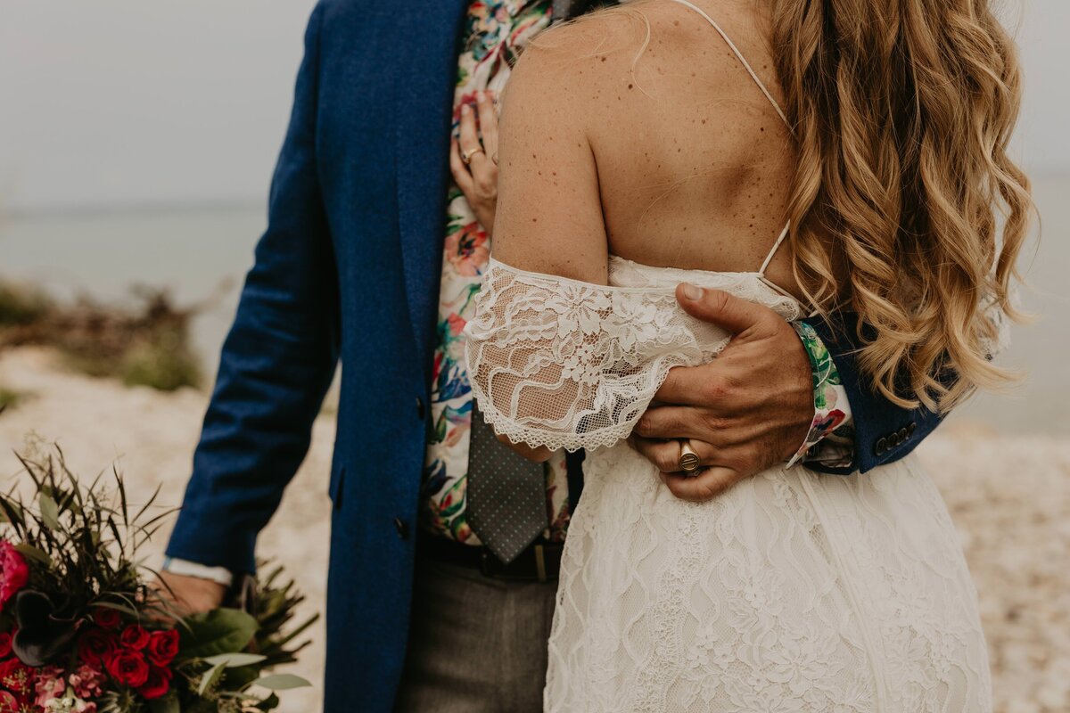 mackinac-island-mission-point-resort-michigan-wedding-photographer-upper-peninsula-ceremony-337