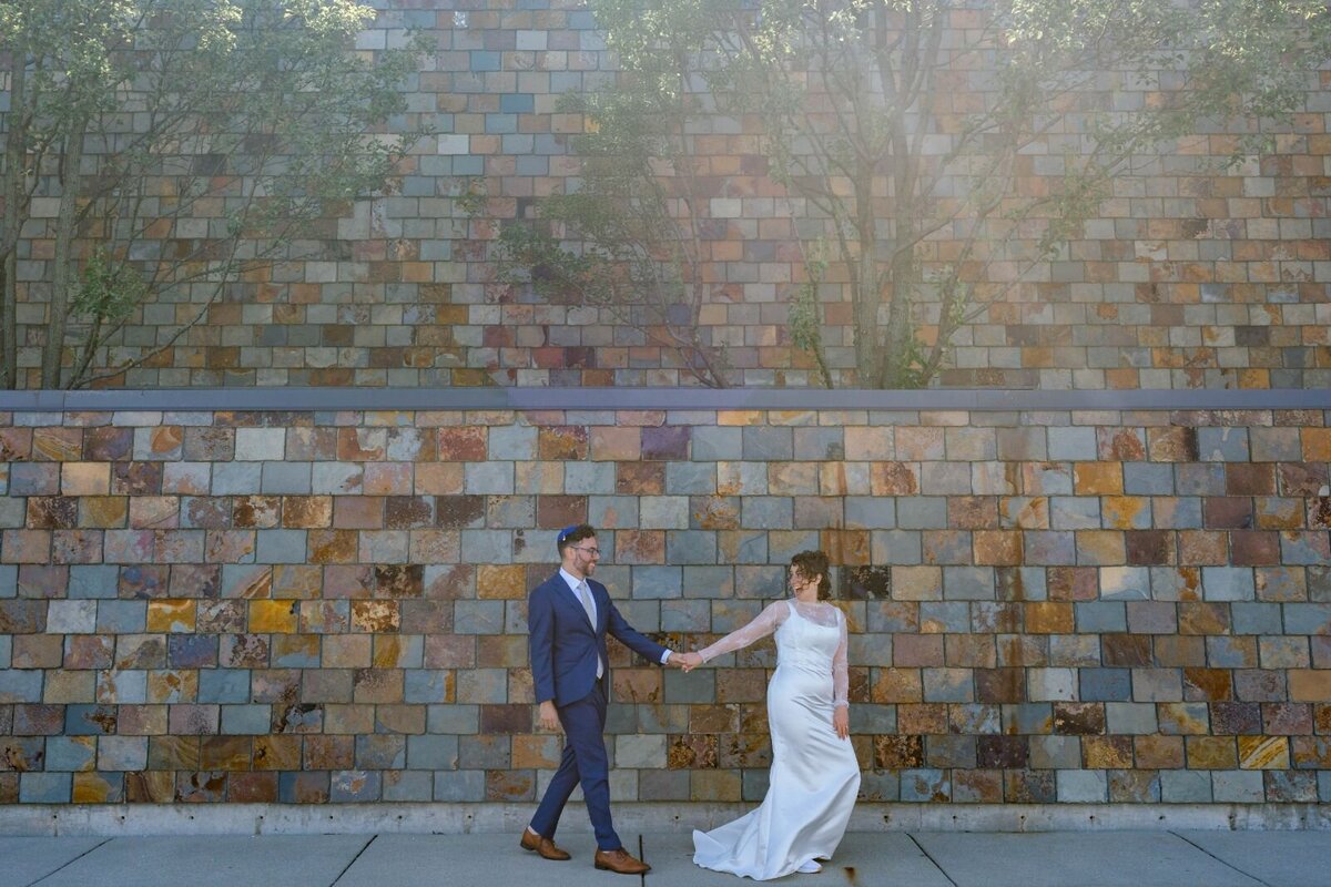 Eliana-Melmed-Photography-Chicago-LosAngeles-Jewish-WeddingPhotography-ShulaNoah-CouplesPortraits-00130