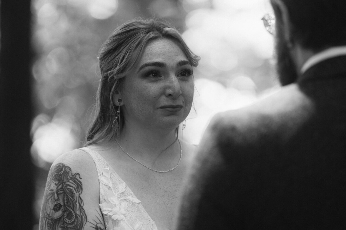 the_chaffins_international_destination_wedding_elopement_photographers_sammie_chaffin_micah_editorial_adventure_photos_travel_redwoods_national_park_7