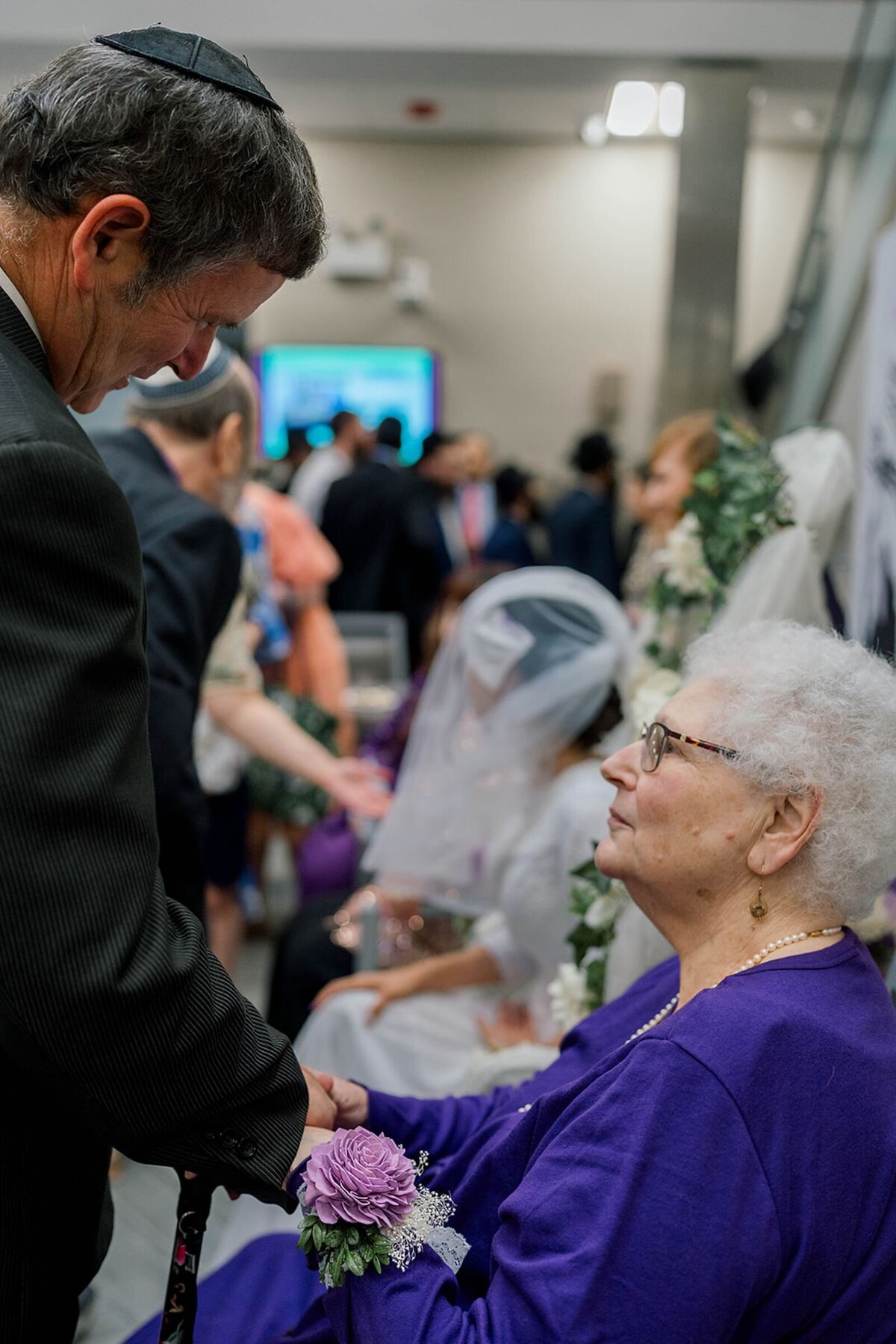 Eliana-Melmed-Photography-Chicago-LosAngeles-Jewish-WeddingPhotographer-CarmiKalman-Bedeken-00037