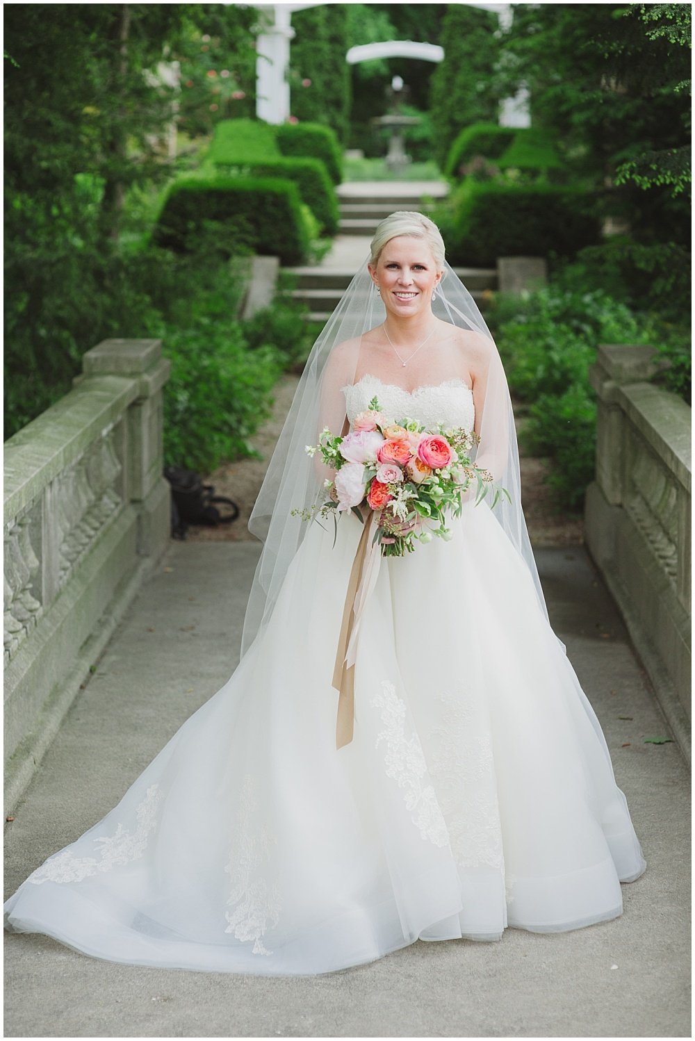 Ritz-Charles-Garden-Pavilion-Wedding-Stacy-Able-Photography-Jessica-Dum-Wedding-Coordination_photo_0011