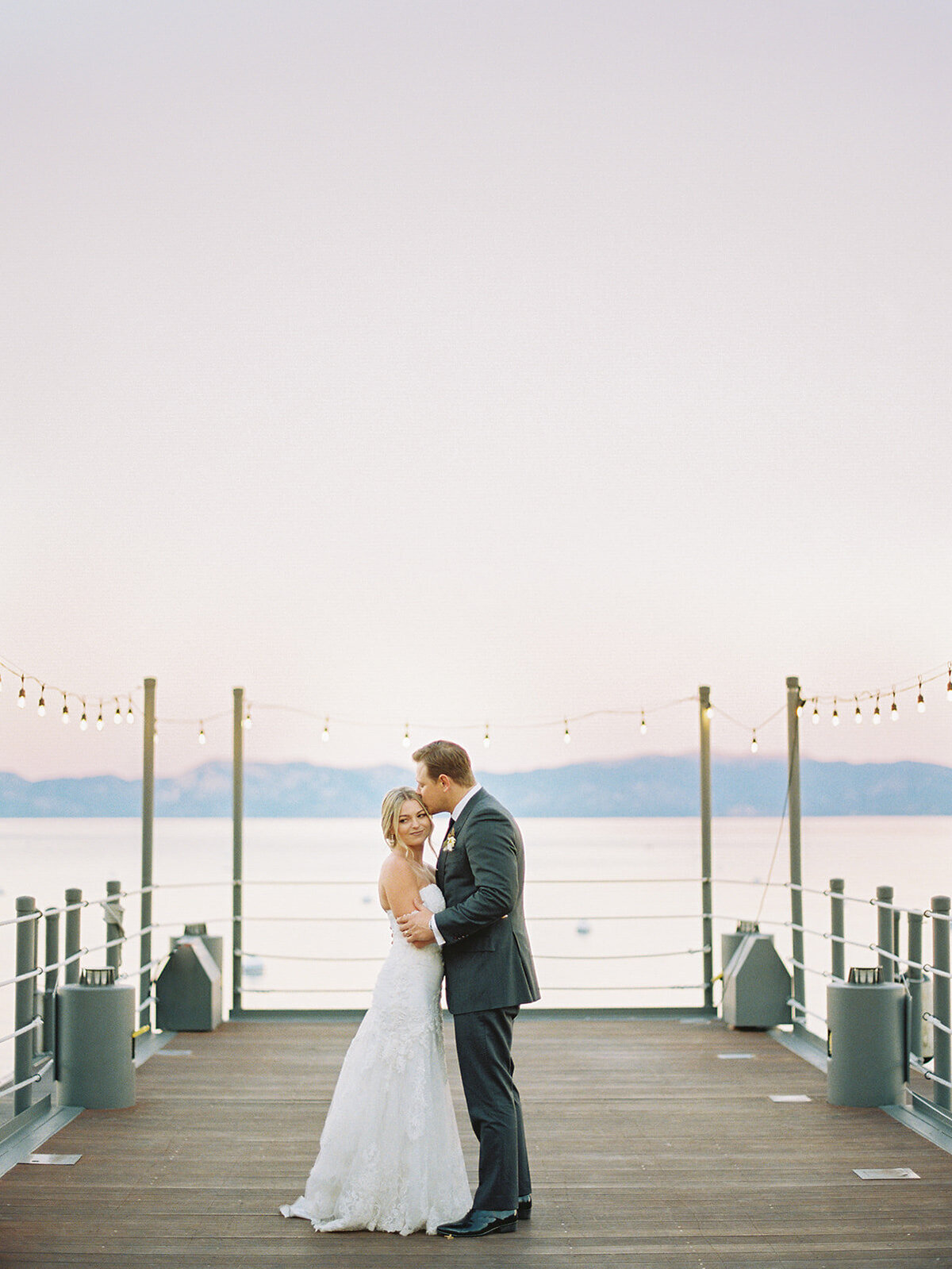 lakeside-bride-and-groom-lake-tahoe