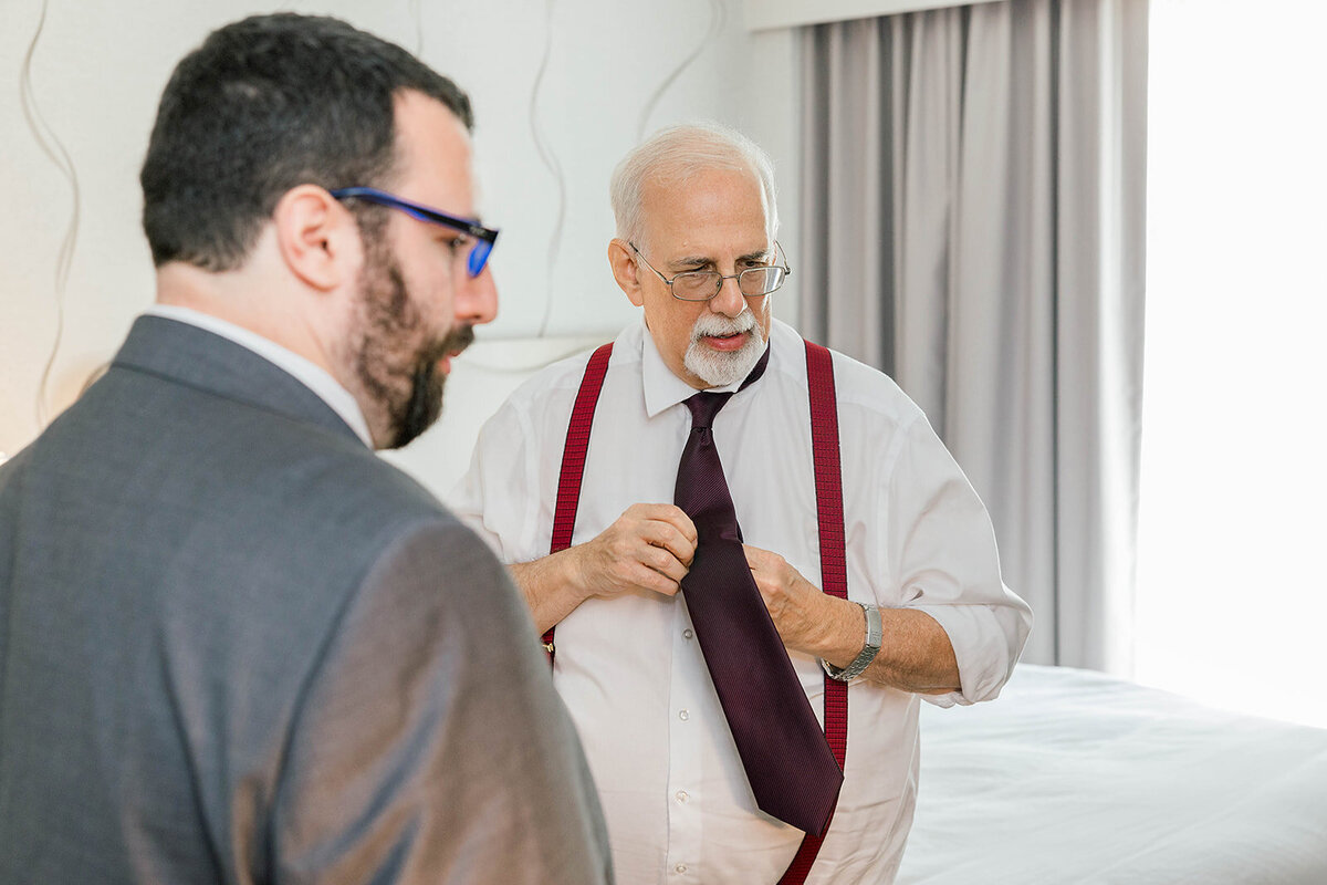 Eliana-Melmed-Photography-Chicago-LosAngeles-Jewish-WeddingPhotography-ElianaSklar-SklarReady-00020