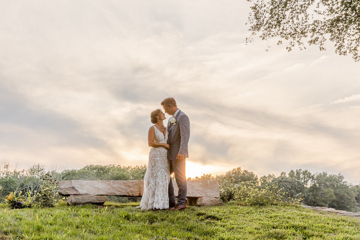 bride-and-groom-deans-mill-farm-jen-strunk-events-2
