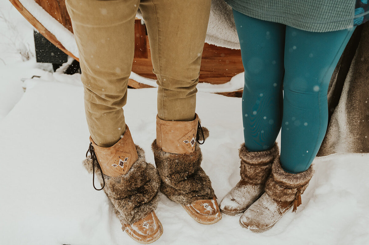winter-montana-dog-sledding-proposal-presley-gray-photo-7509