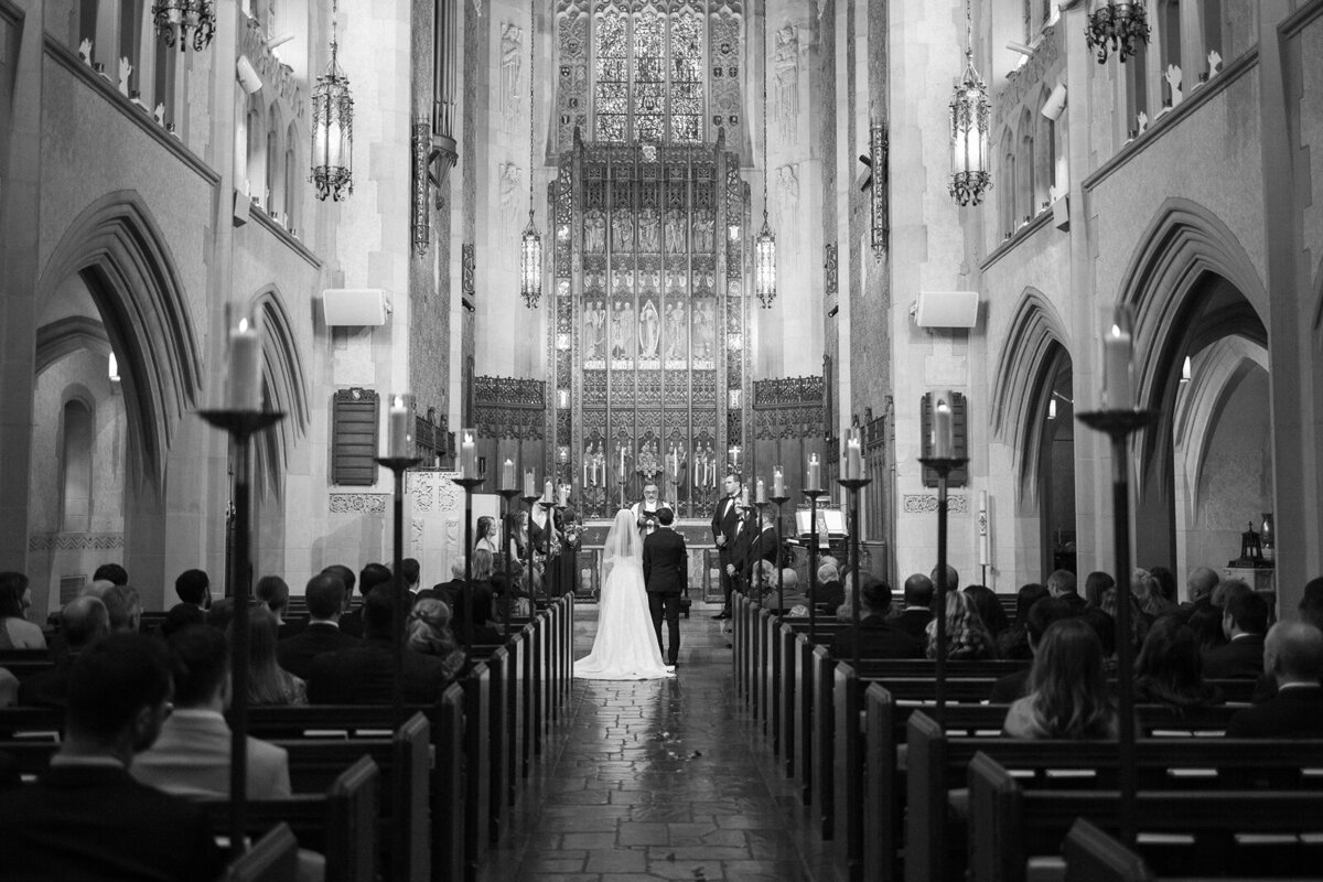 wedding-ceremony-historic-trinity-lutheran-detroit
