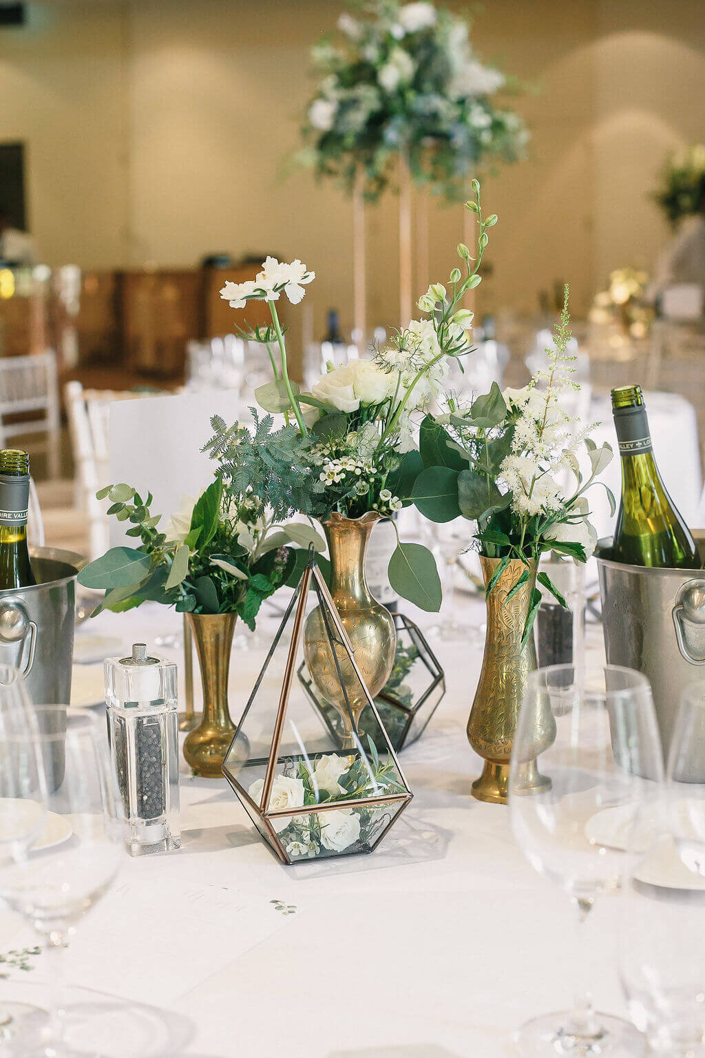 Pesh-Flowers-London-Wedding-Florist-The-Hurlingham-Club-London-flowers54