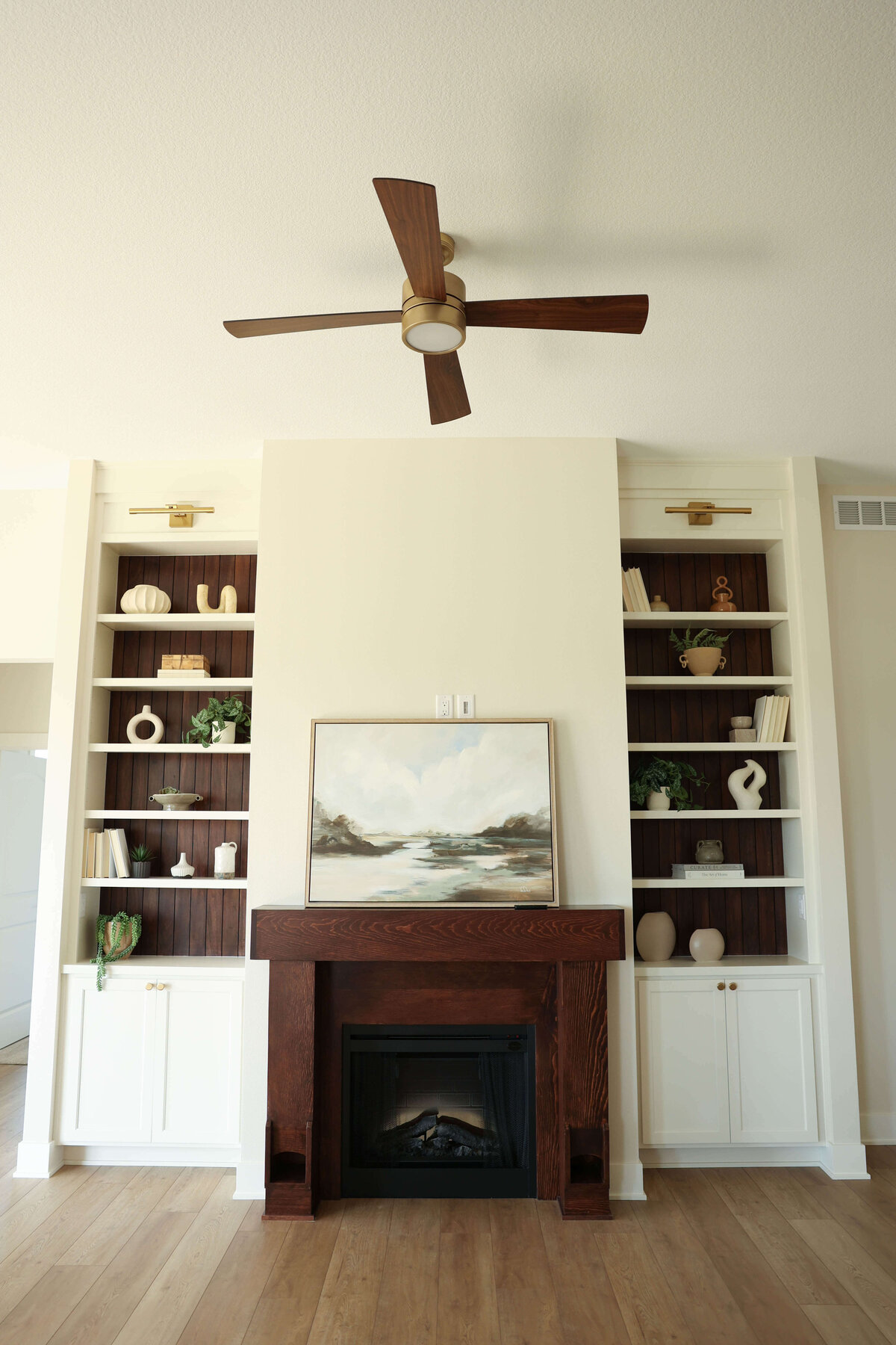 1183-Living-Room-Grimes-Central-Iowa-Custom-Home-JRL-Builders-3F1A8793
