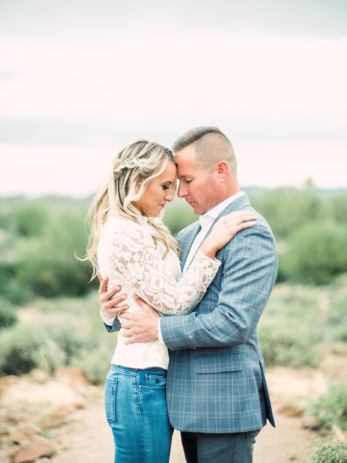 scottsdale-arizona-wedding-photographer-engagement-desert_0034