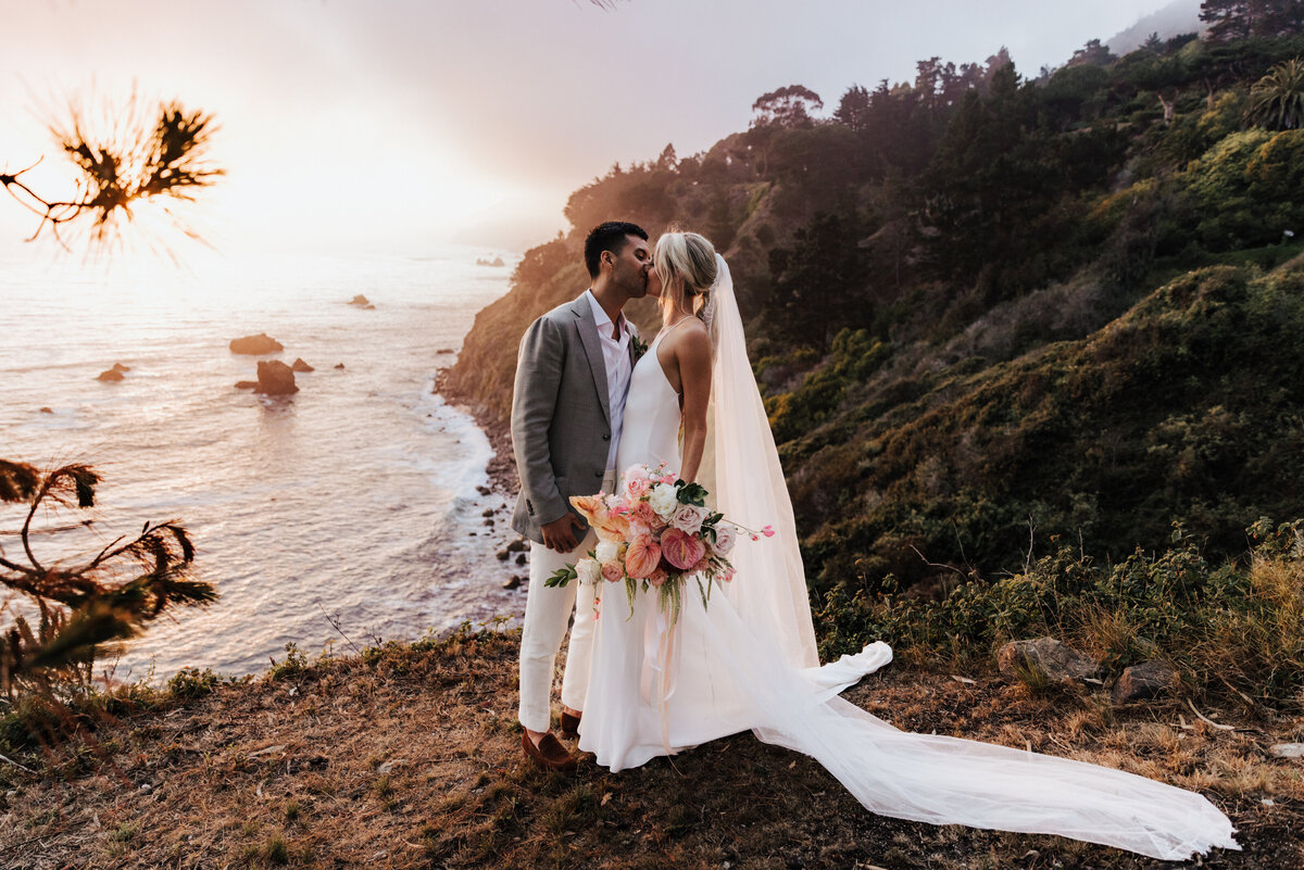 THEDELAURAS_WIND&SEA_BIGSUR_WEDDING_MAGGIE_ANDREW_0822