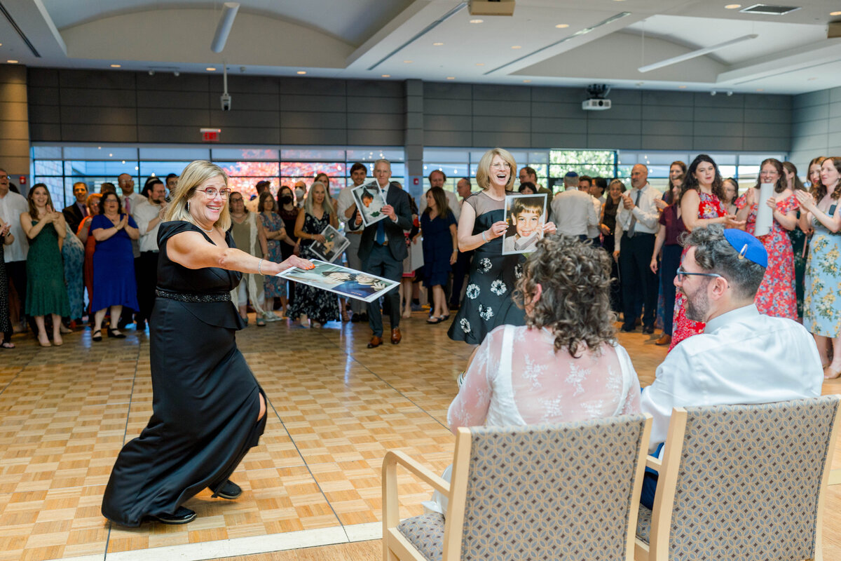 Eliana-Melmed-Photography-Chicago-LosAngeles-Jewish-WeddingPhotography-ShulaNoah-Shtick-00256