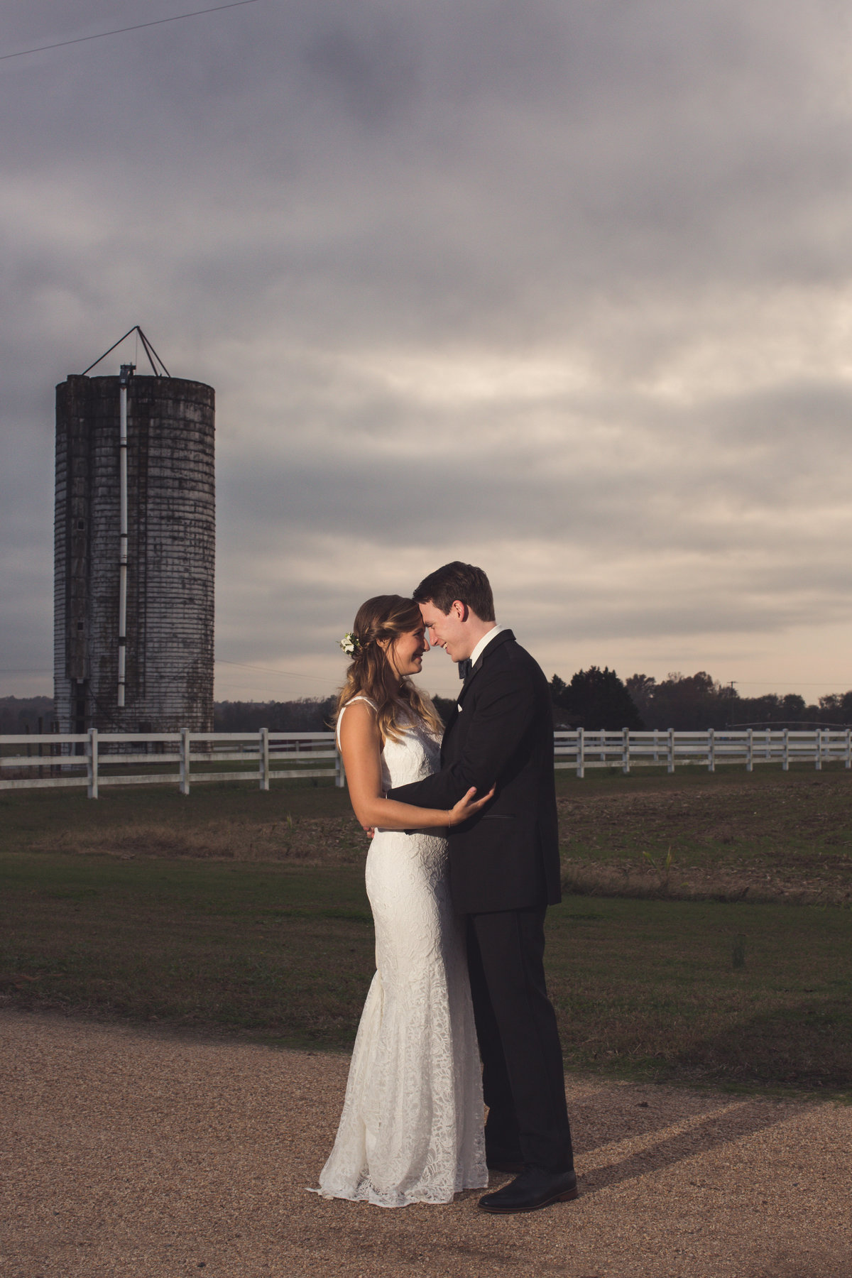 farm wedding at hollyfield manor VA