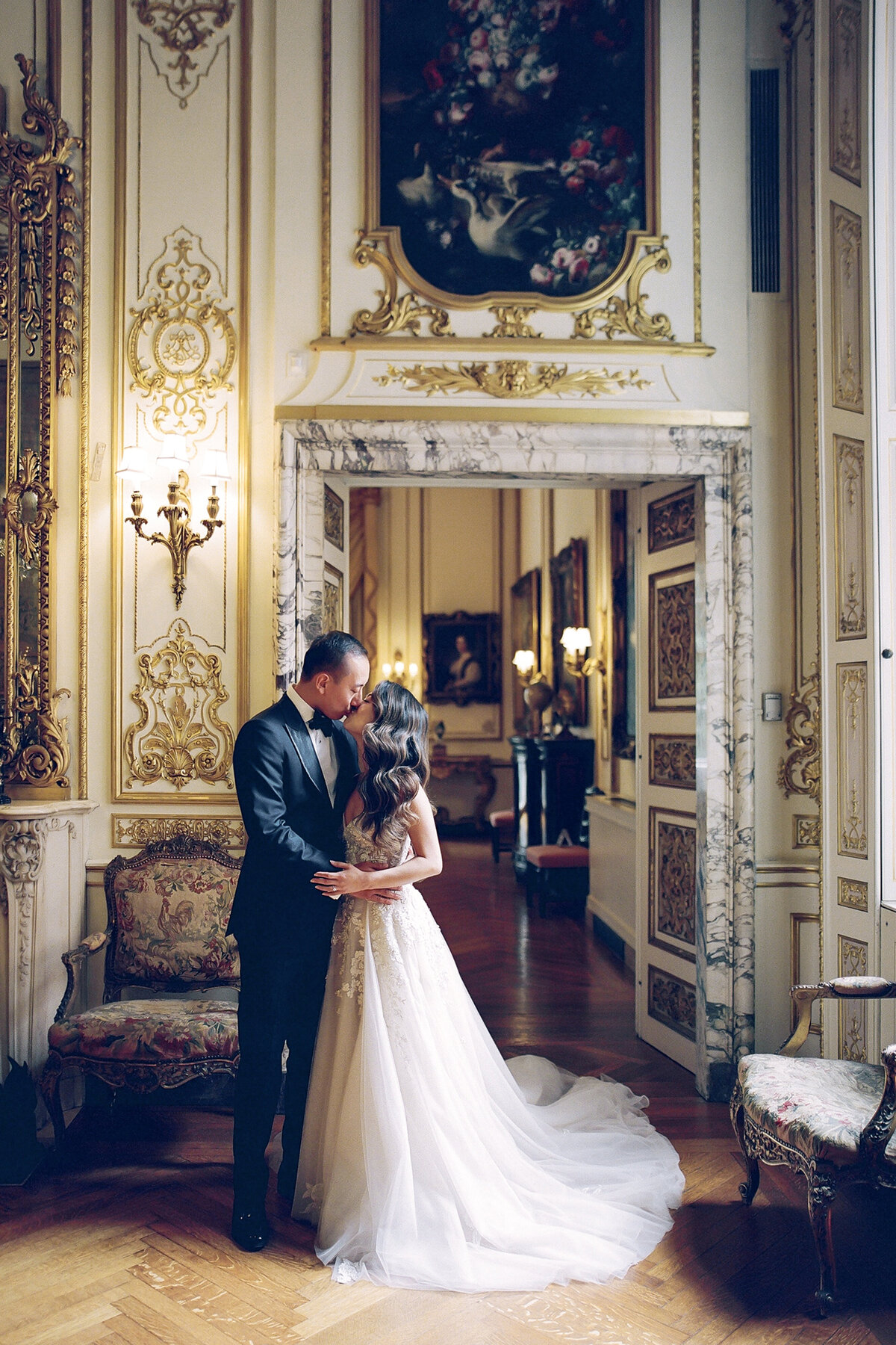 _Anderson_House_DC_Fine Art Film Wedding Luxury Photographer Pam Barefoot Bride _Vicki_Grafton_Photography.JPG35