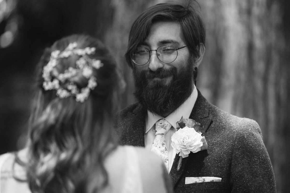 the_chaffins_international_destination_wedding_elopement_photographers_sammie_chaffin_micah_editorial_adventure_photos_travel_redwoods_national_park_8