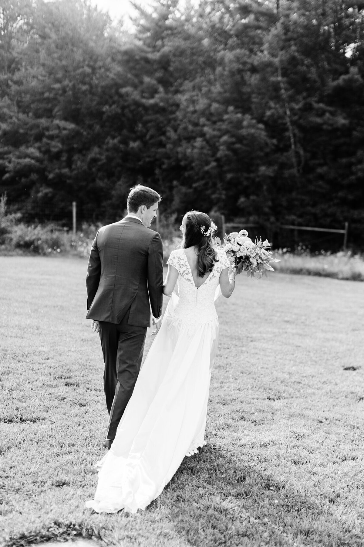 The-Greenery-Colorful-Apple-Orchard-NH-New-Hampshire-Wedding-Photography_0044