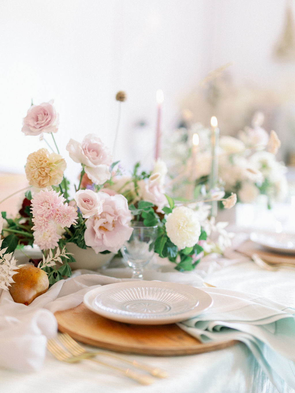 Blush and Green Romantic Wedding Flowers